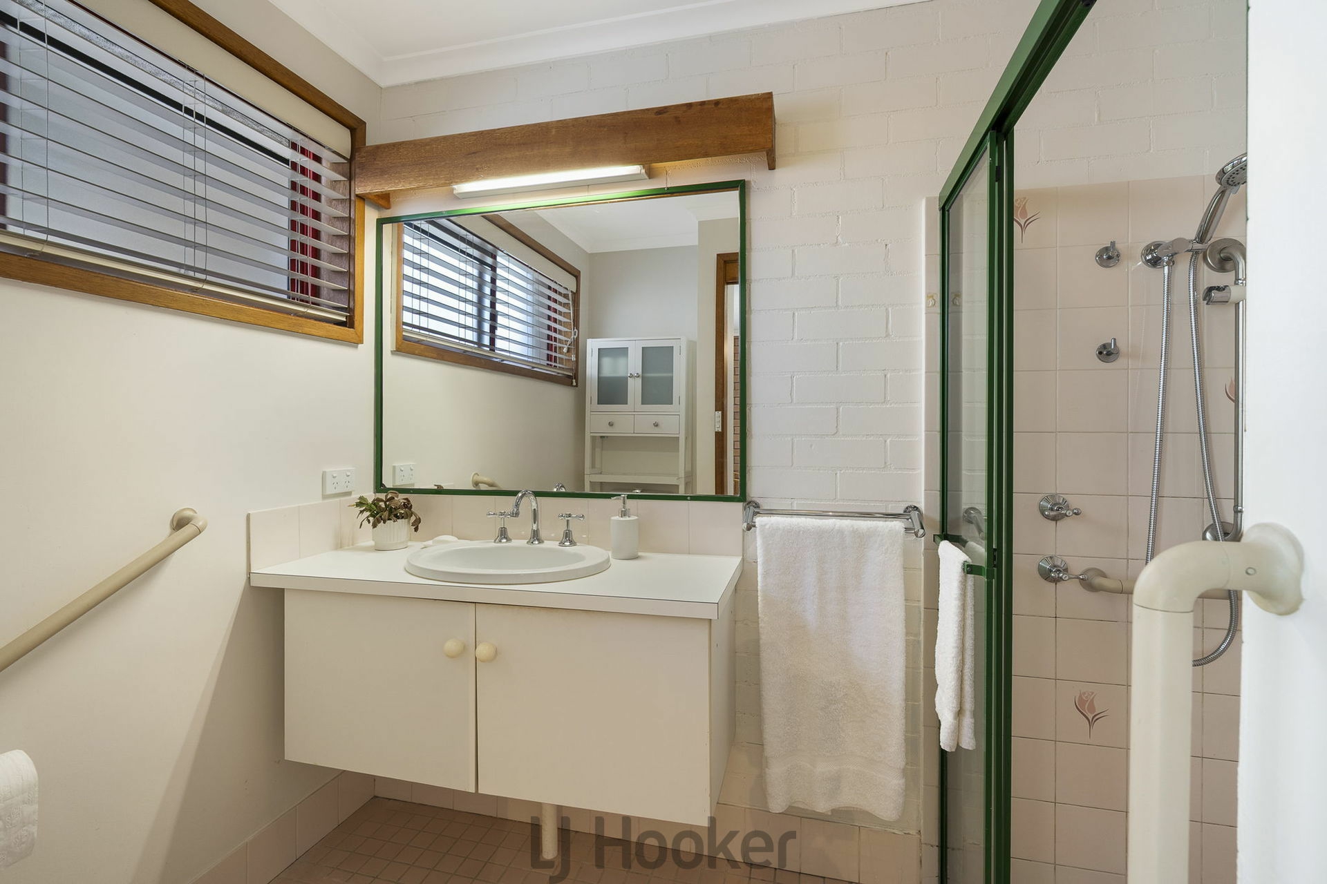 10/50 Allambee Place — photo 8 of 22