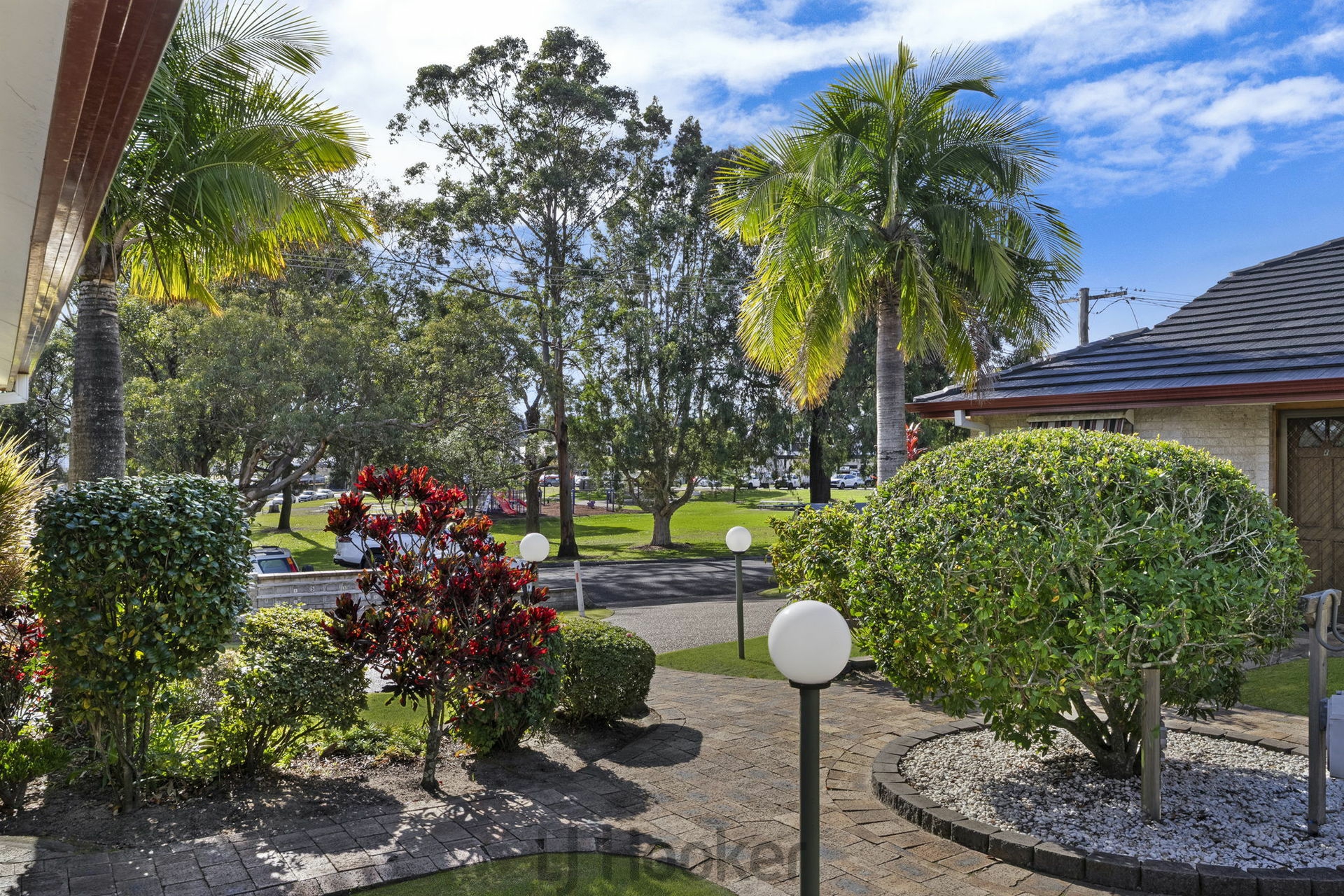 10/50 Allambee Place — photo 13 of 22