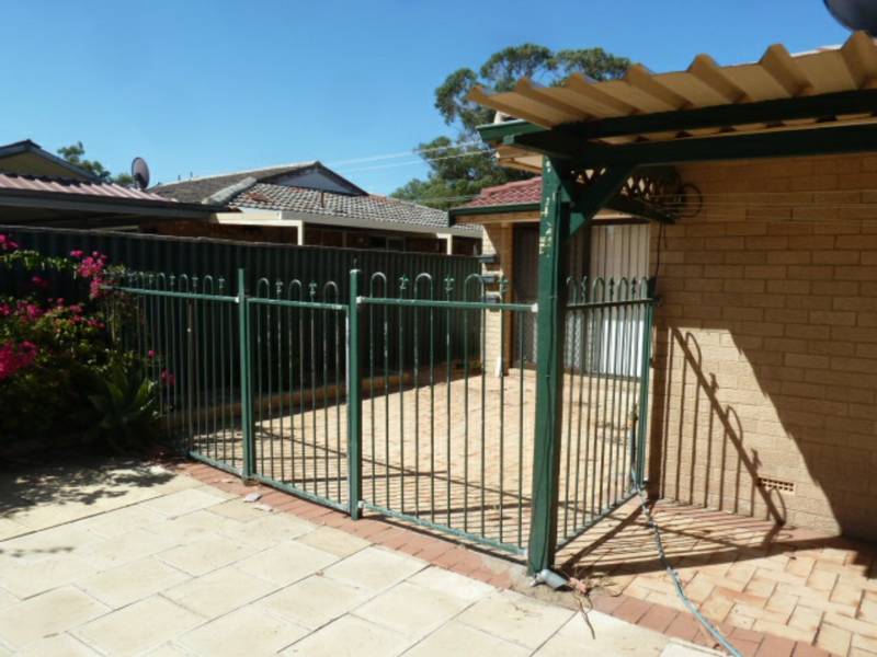 22 Huggins Road, THORNLIE