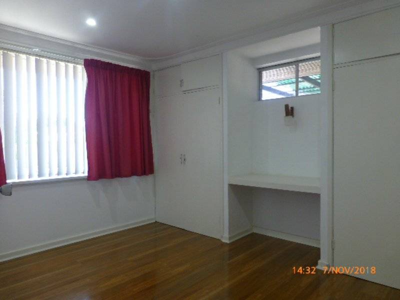 15 Hughenden Drive, THORNLIE