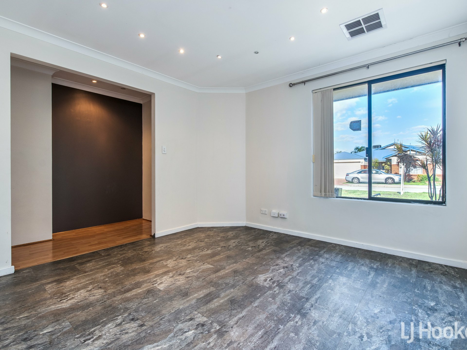 24 Lycett Turn, SOUTHERN RIVER