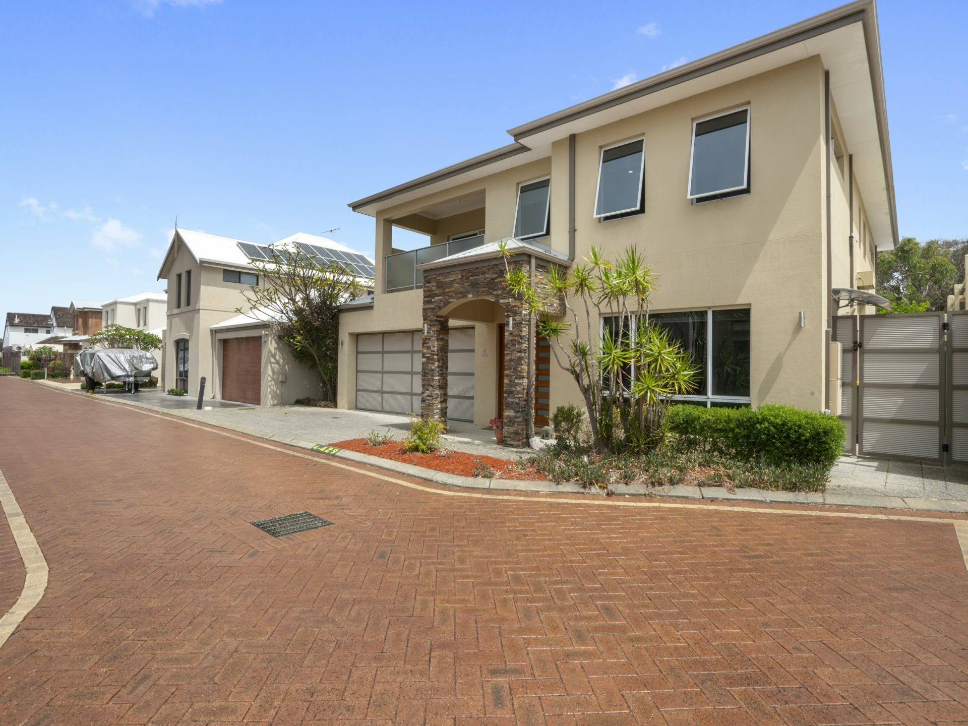 4/429 Riverton Drive East, SHELLEY