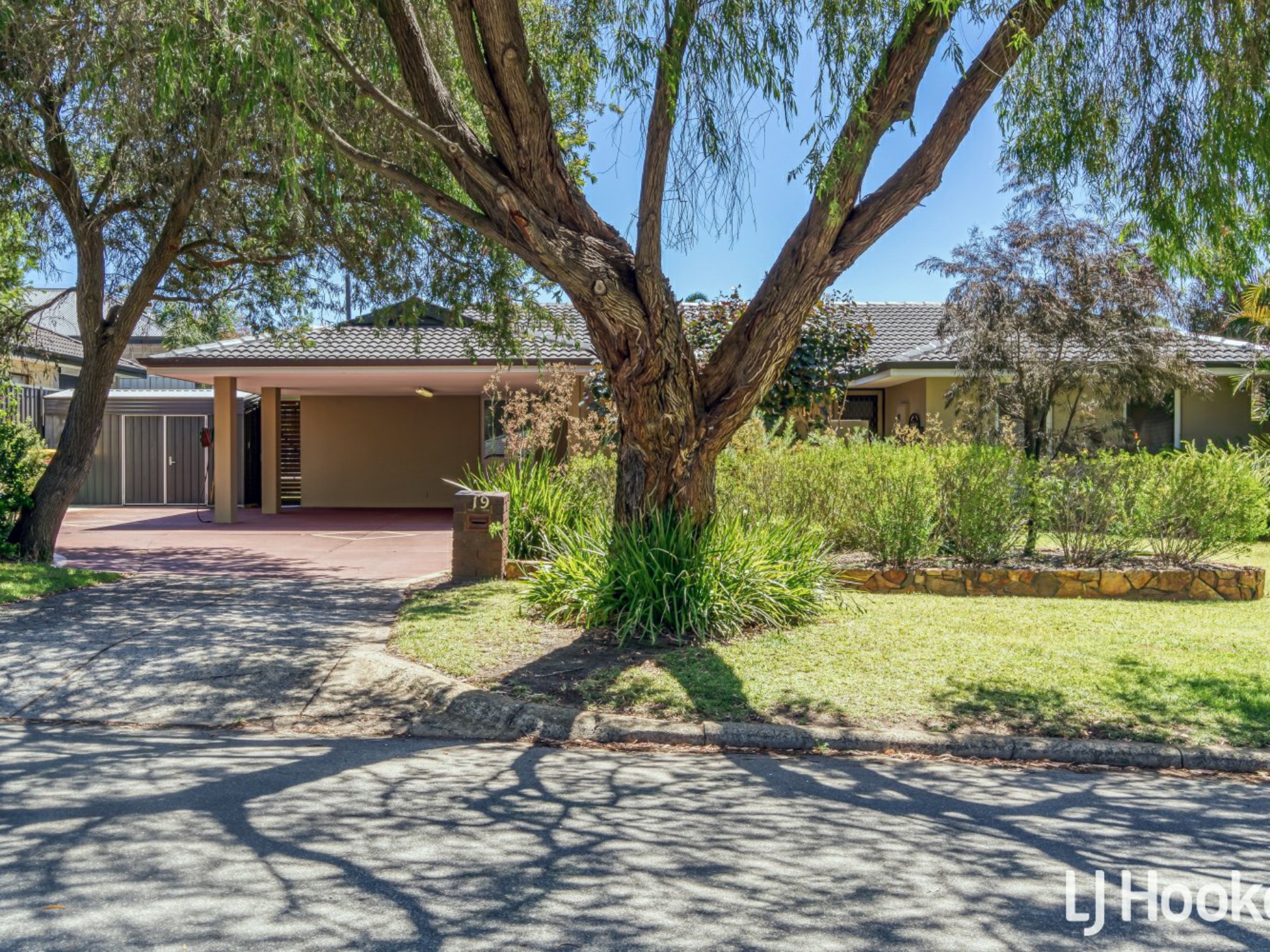 19 Corbett Way, BOORAGOON