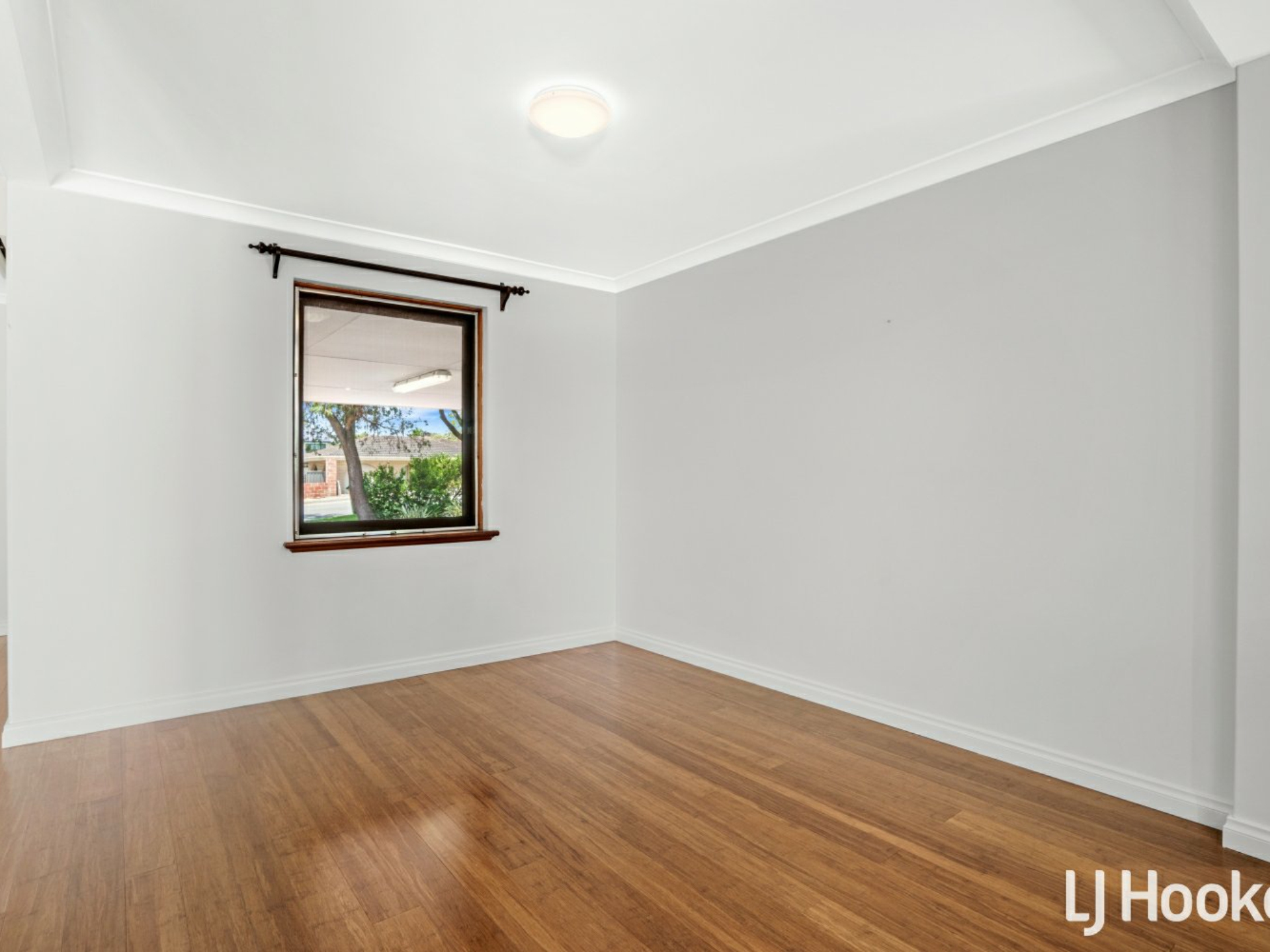 19 Corbett Way, BOORAGOON