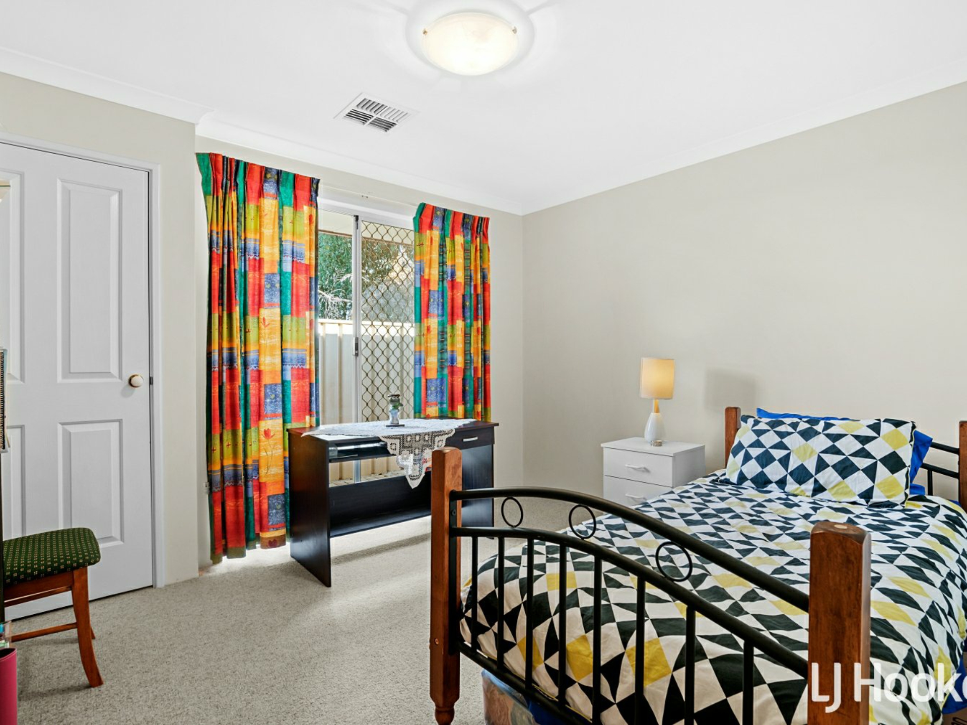 9 Caspian Terrace, CANNING VALE