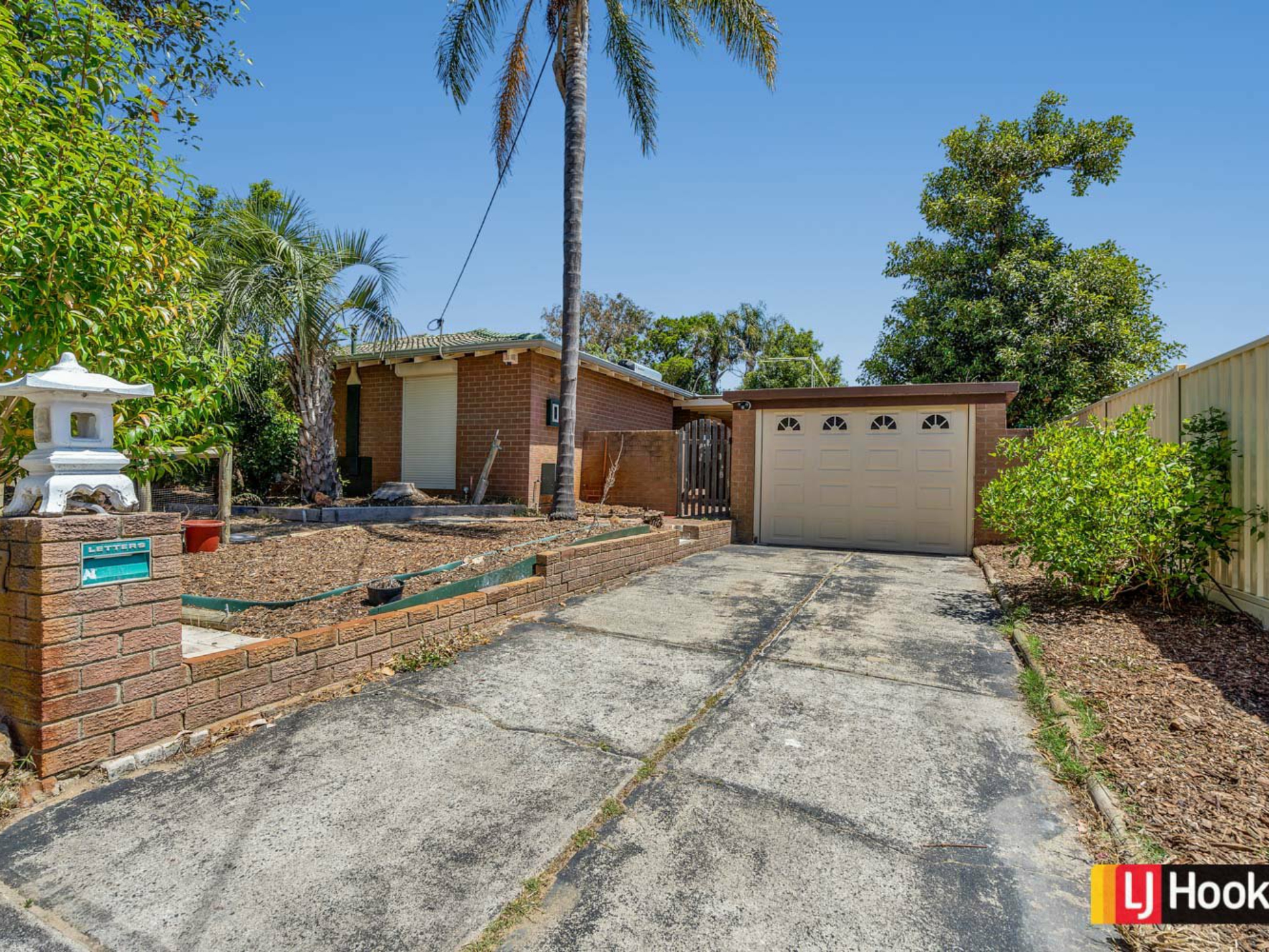 7 Delamere Way Camillo WA