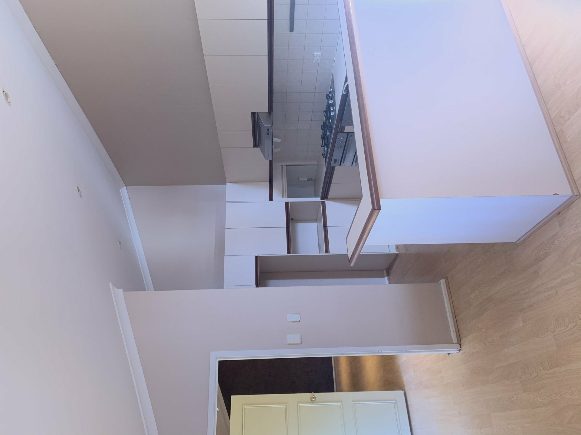 8 Berry Court, MADDINGTON