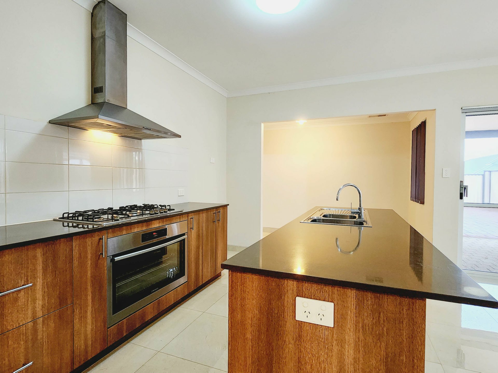 30 Bradley Street, SOUTHERN RIVER
