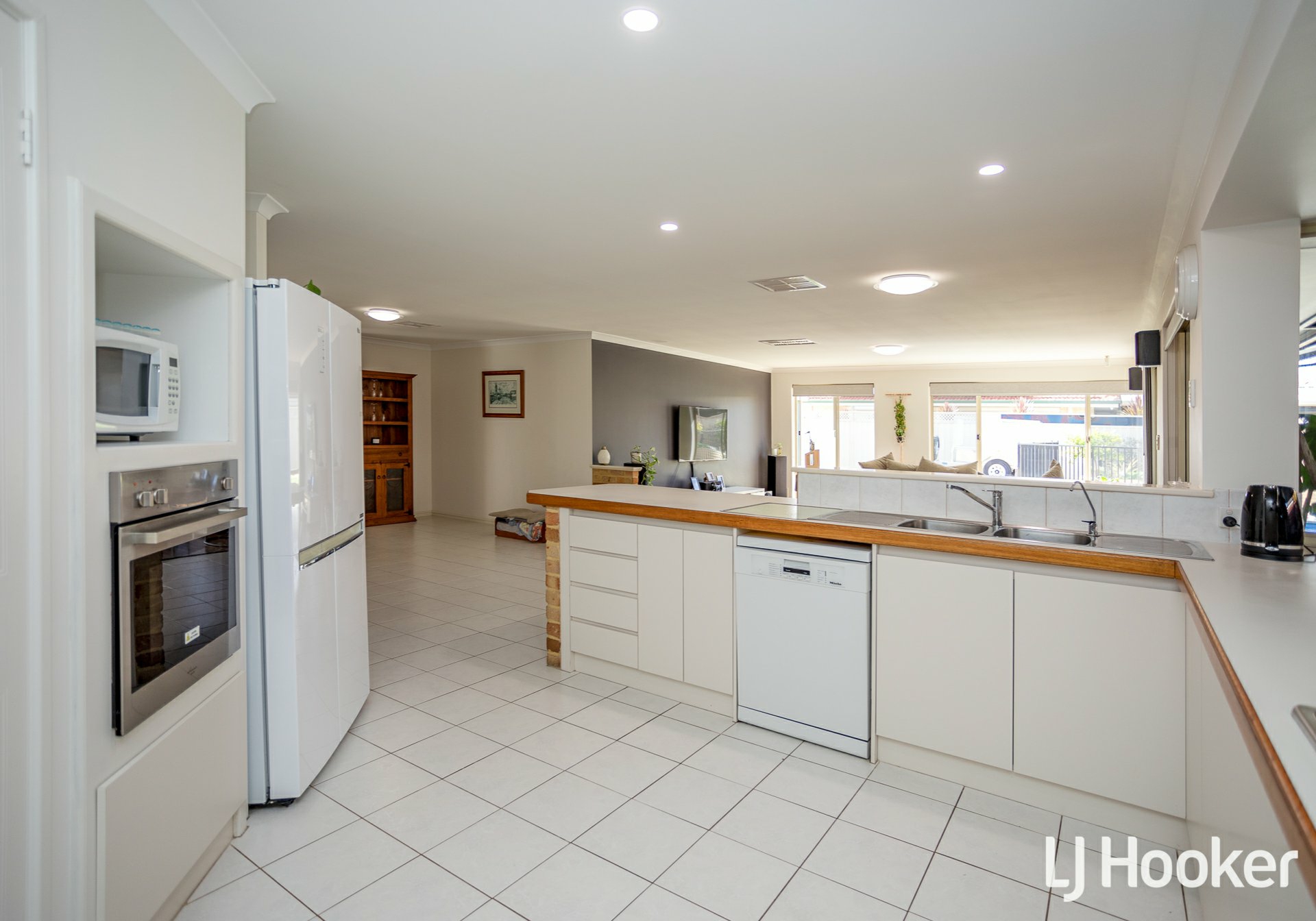 2 Heath Place, Thornlie