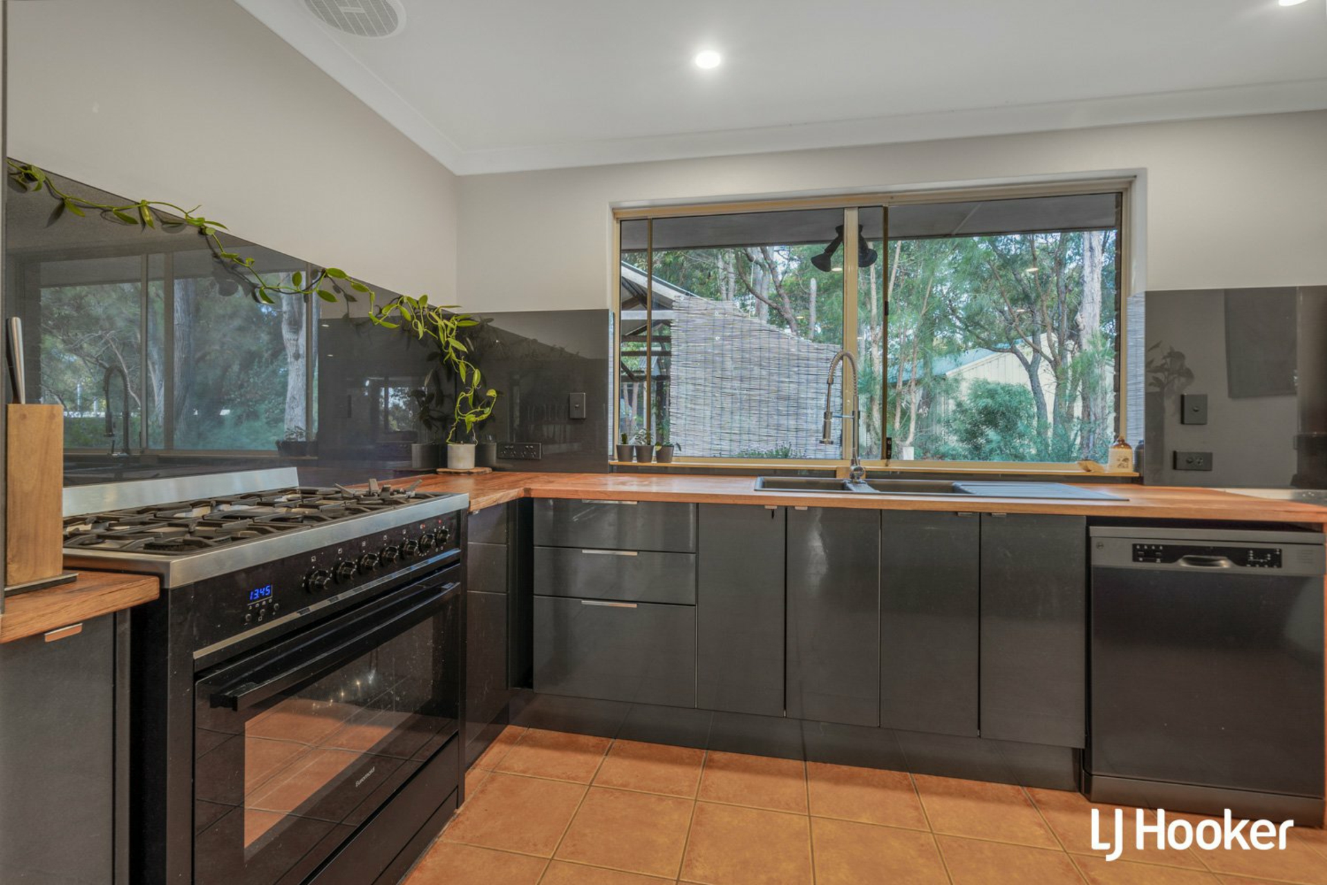4 Sewell Street, BEDFORDALE