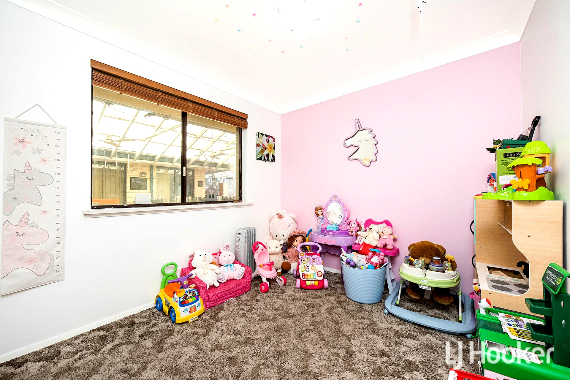 4 Driver Way, BULL CREEK