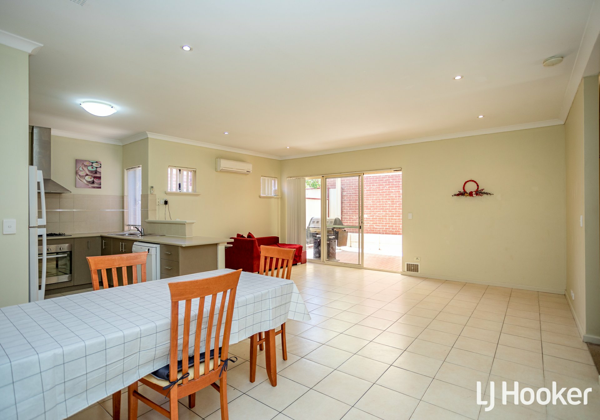 4/74 Dorothy Street Gosnells WA House for Sale LJ Hooker