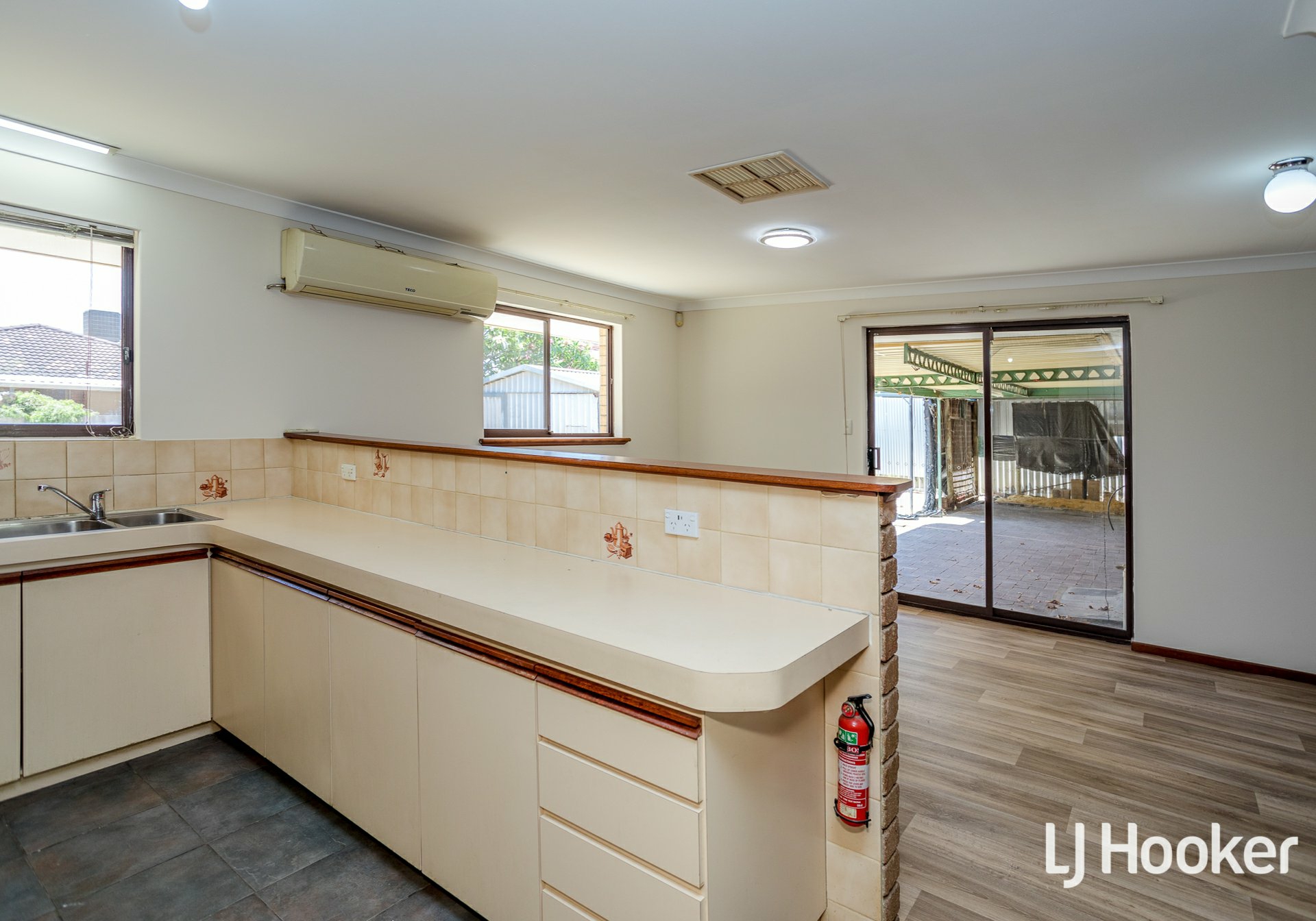 10 Urana Road Armadale WA Property Details LJ Hooker