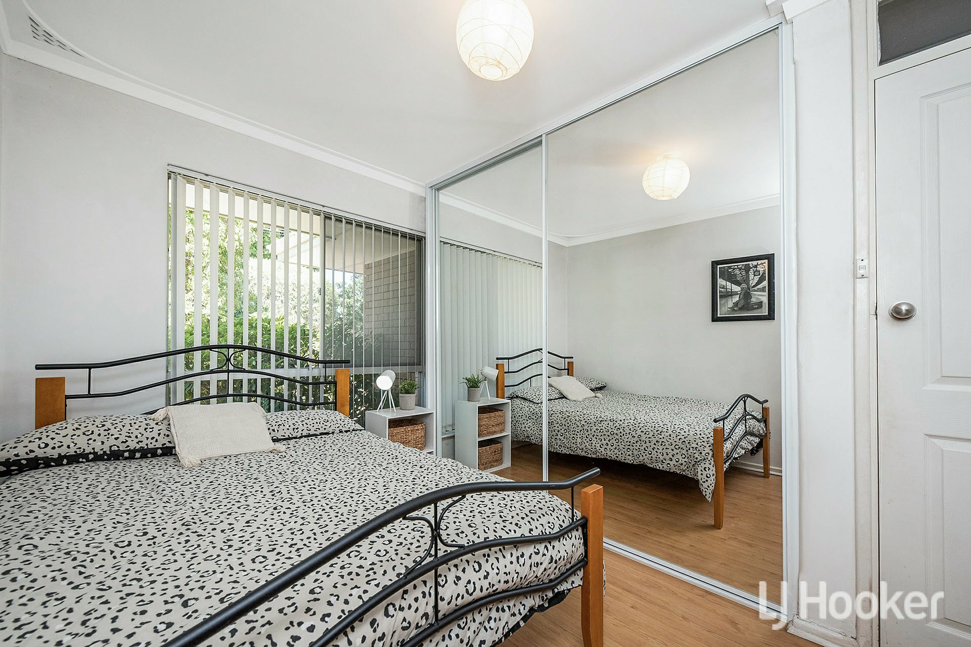 68 Glyndebourne Avenue, THORNLIE