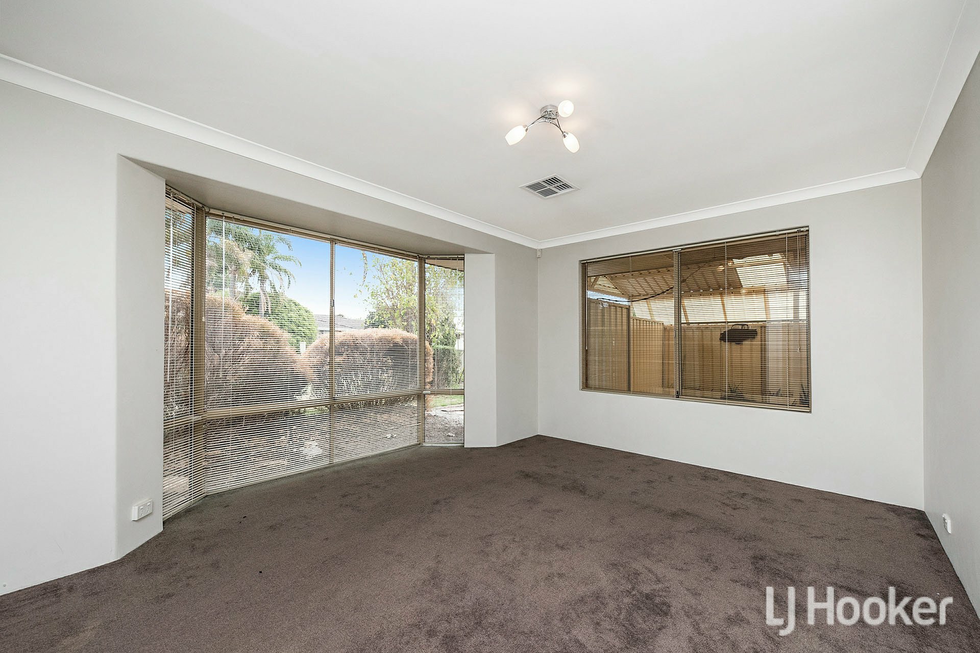 14 Majestic Court Thornlie WA House for Sale LJ Hooker