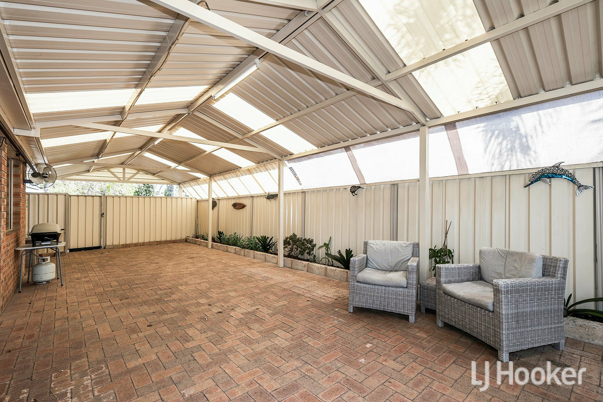 14 Majestic Court Thornlie WA House for Sale LJ Hooker