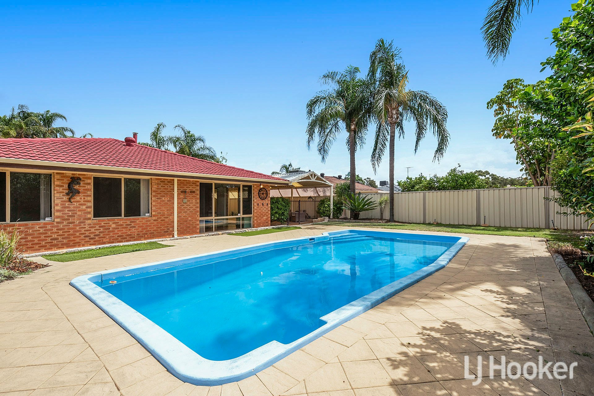 14 Majestic Court Thornlie WA House for Sale LJ Hooker