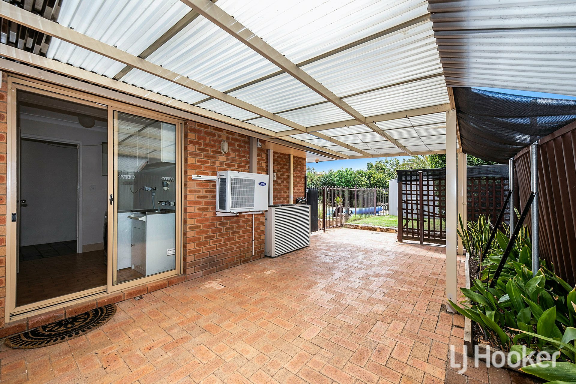 14 Majestic Court Thornlie WA House for Sale LJ Hooker
