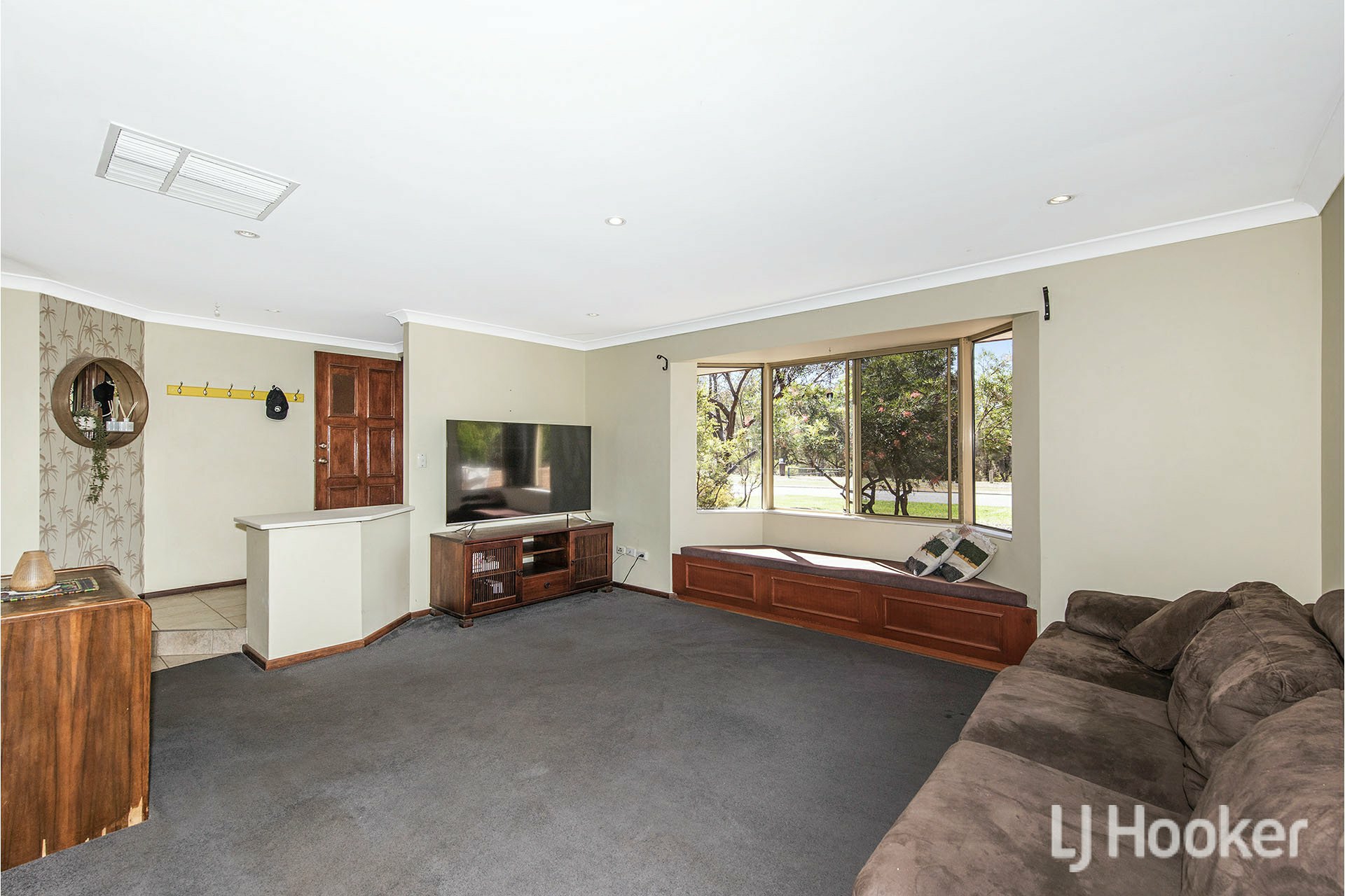 7 Imperial Court, THORNLIE