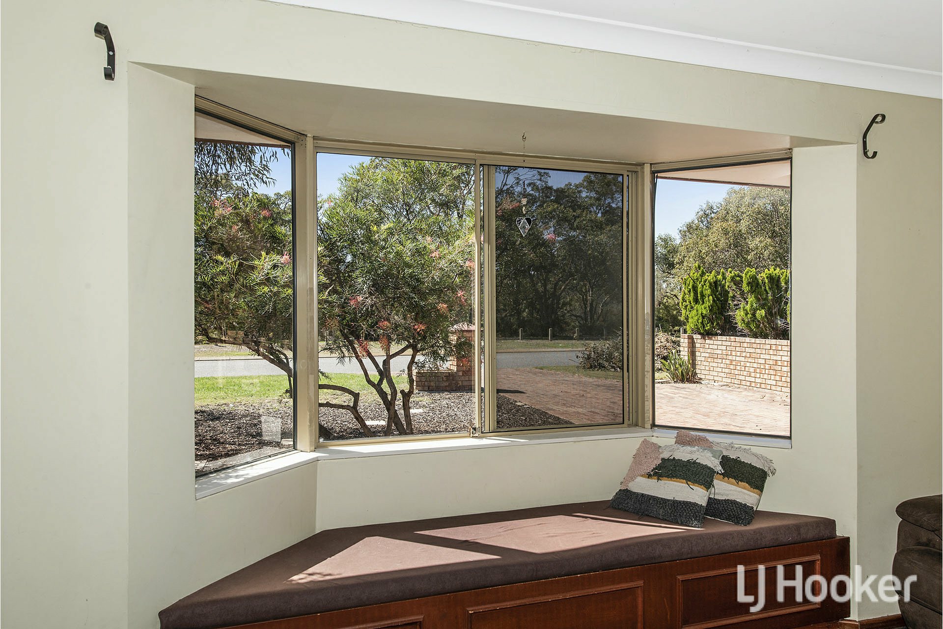 7 Imperial Court, THORNLIE