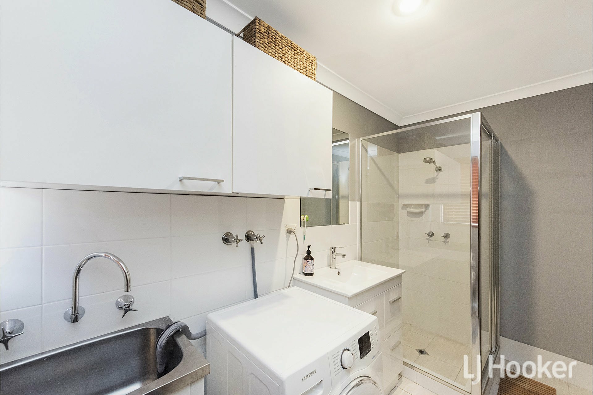 7 Imperial Court, THORNLIE
