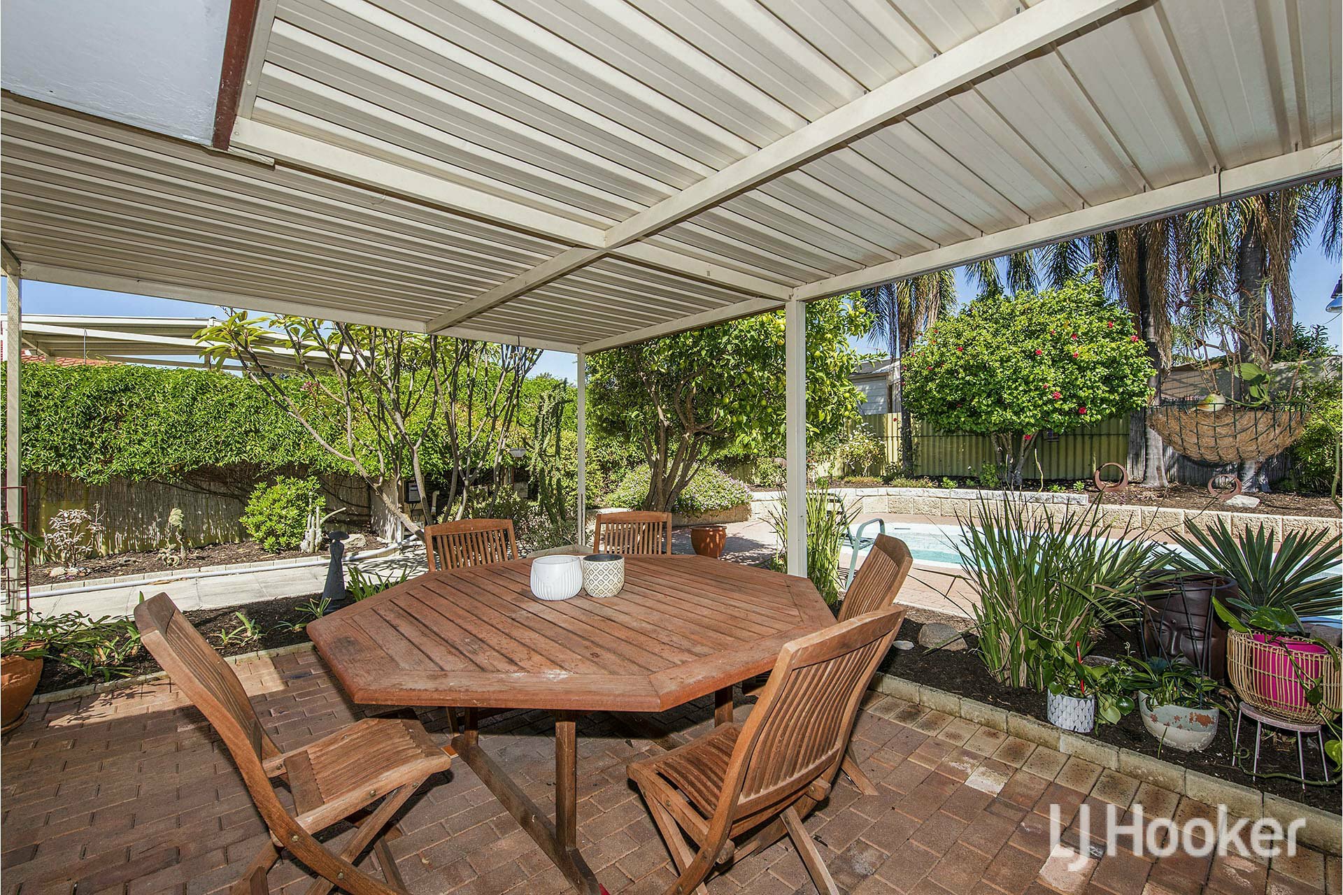 7 Imperial Court, THORNLIE
