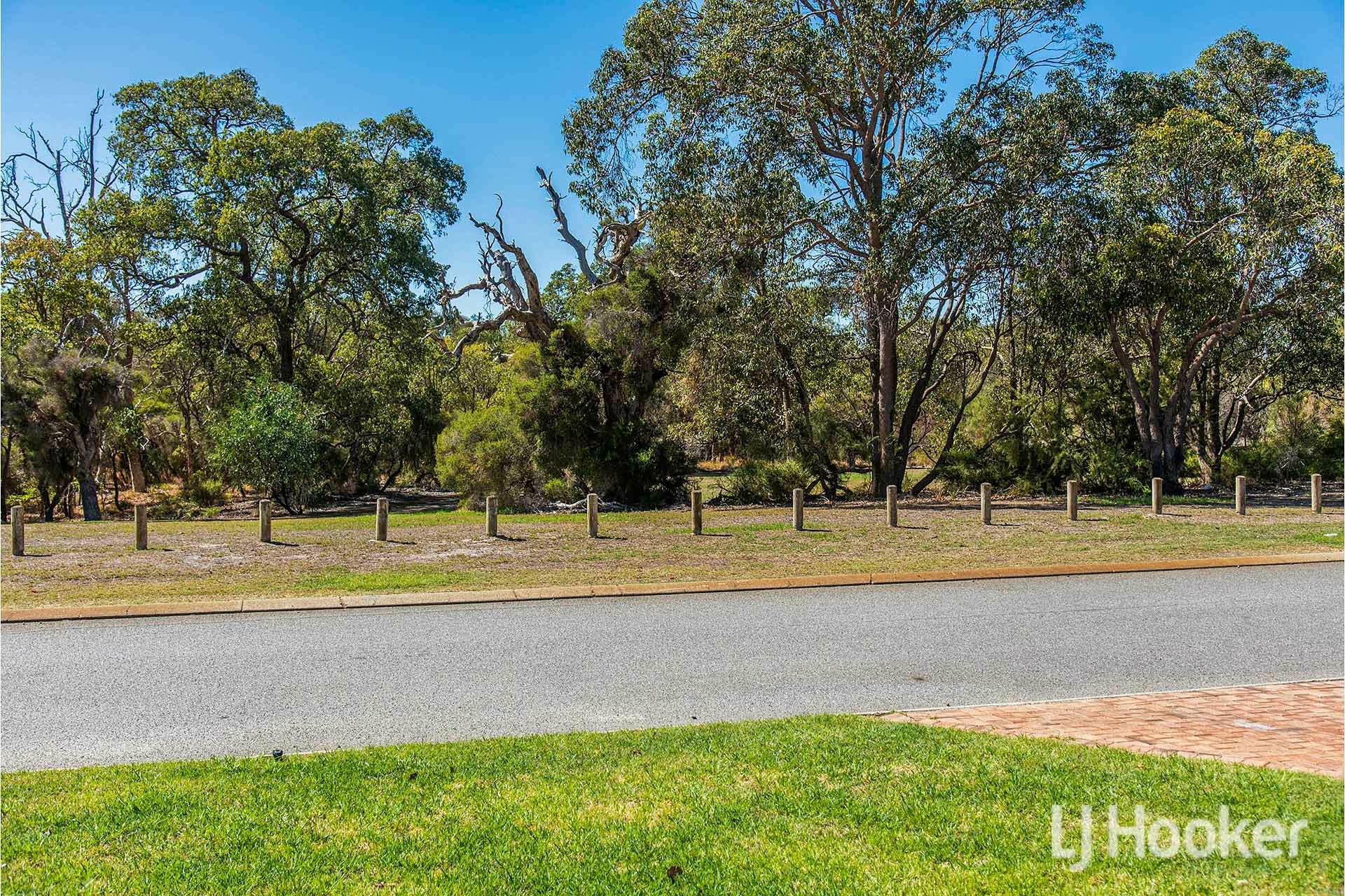 7 Imperial Court, THORNLIE