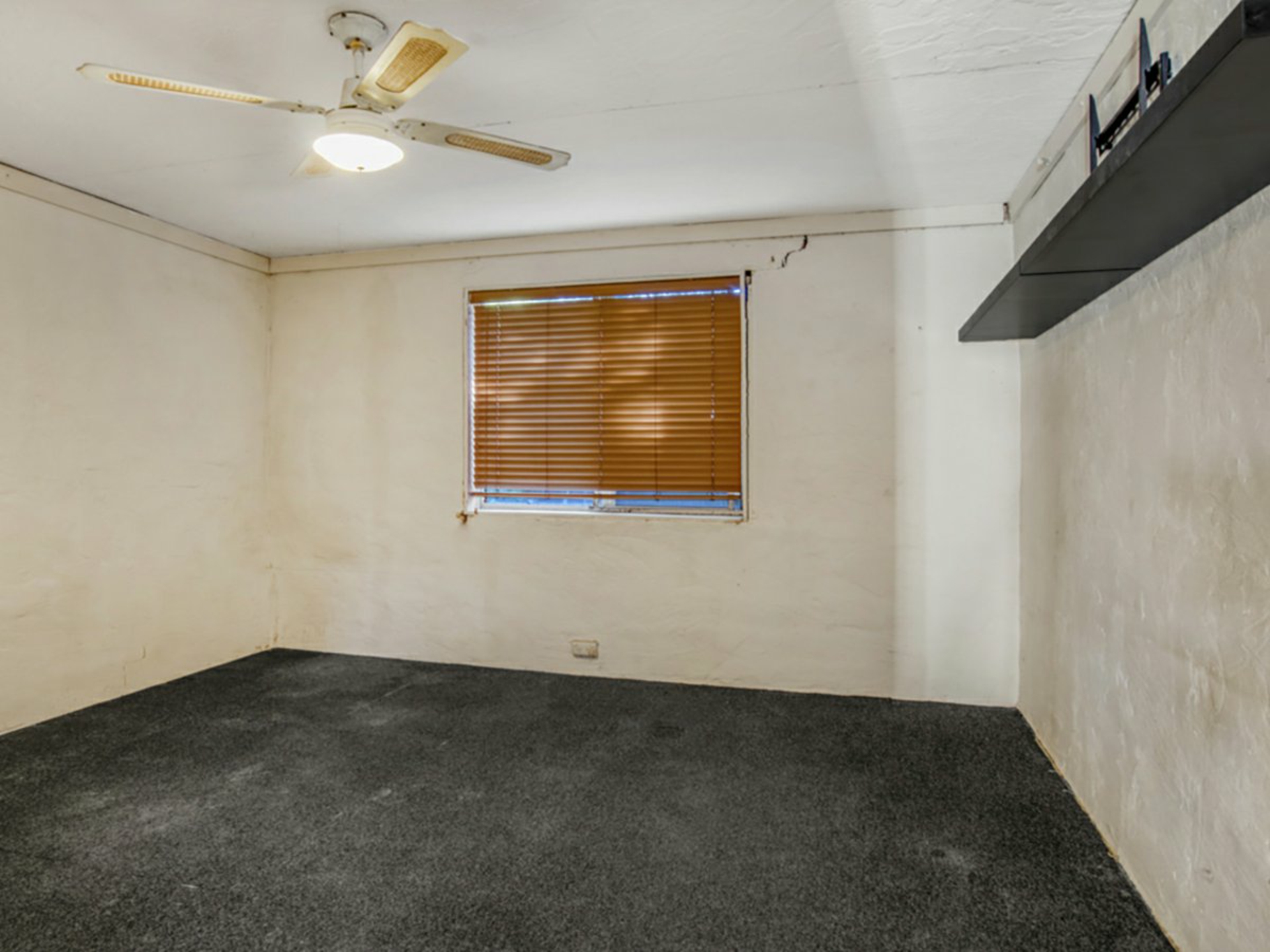 49 Carisbrooke Street Maddington WA - Property Details - LJ Hooker