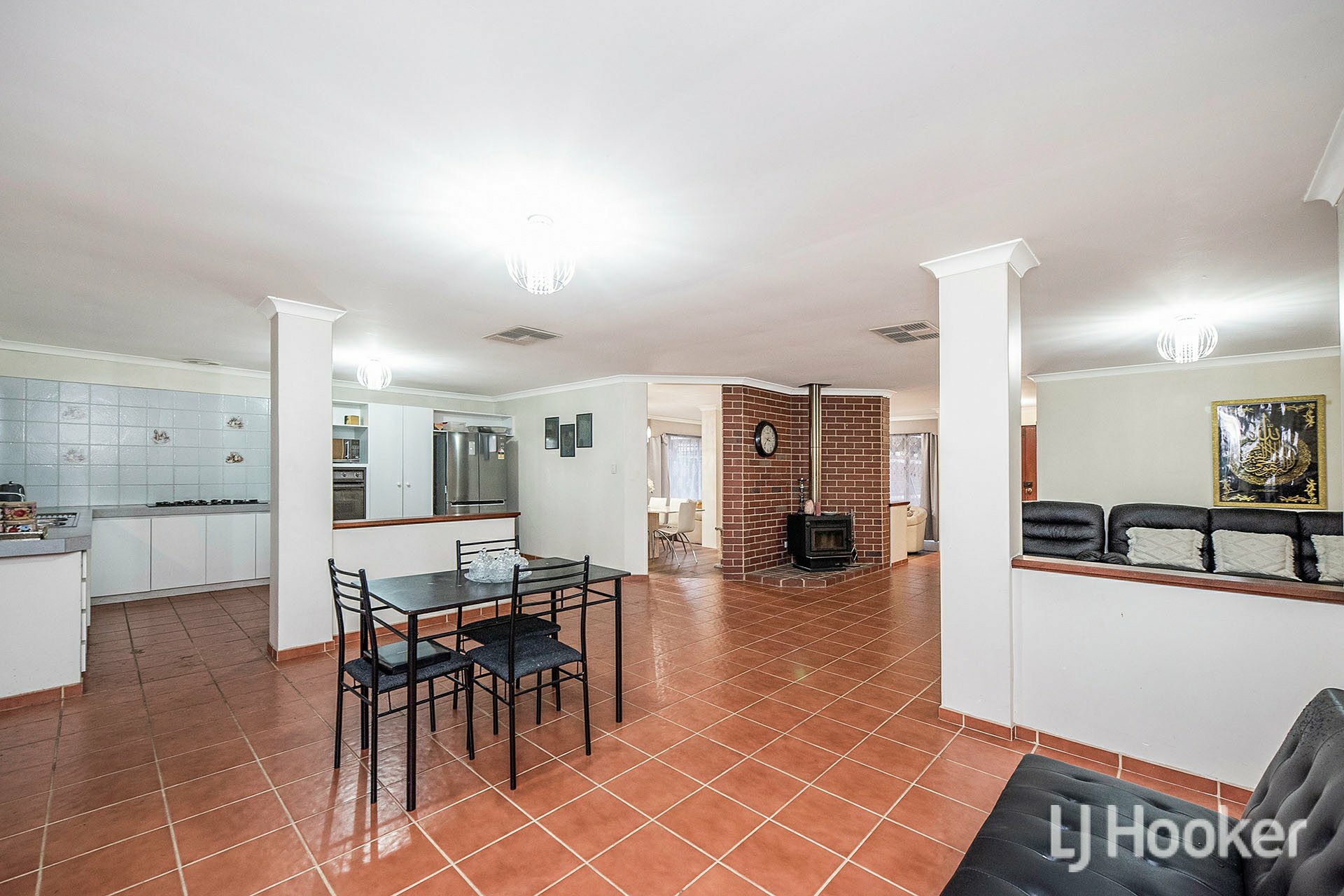 27 Aster Court Thornlie WA House for Sale LJ Hooker