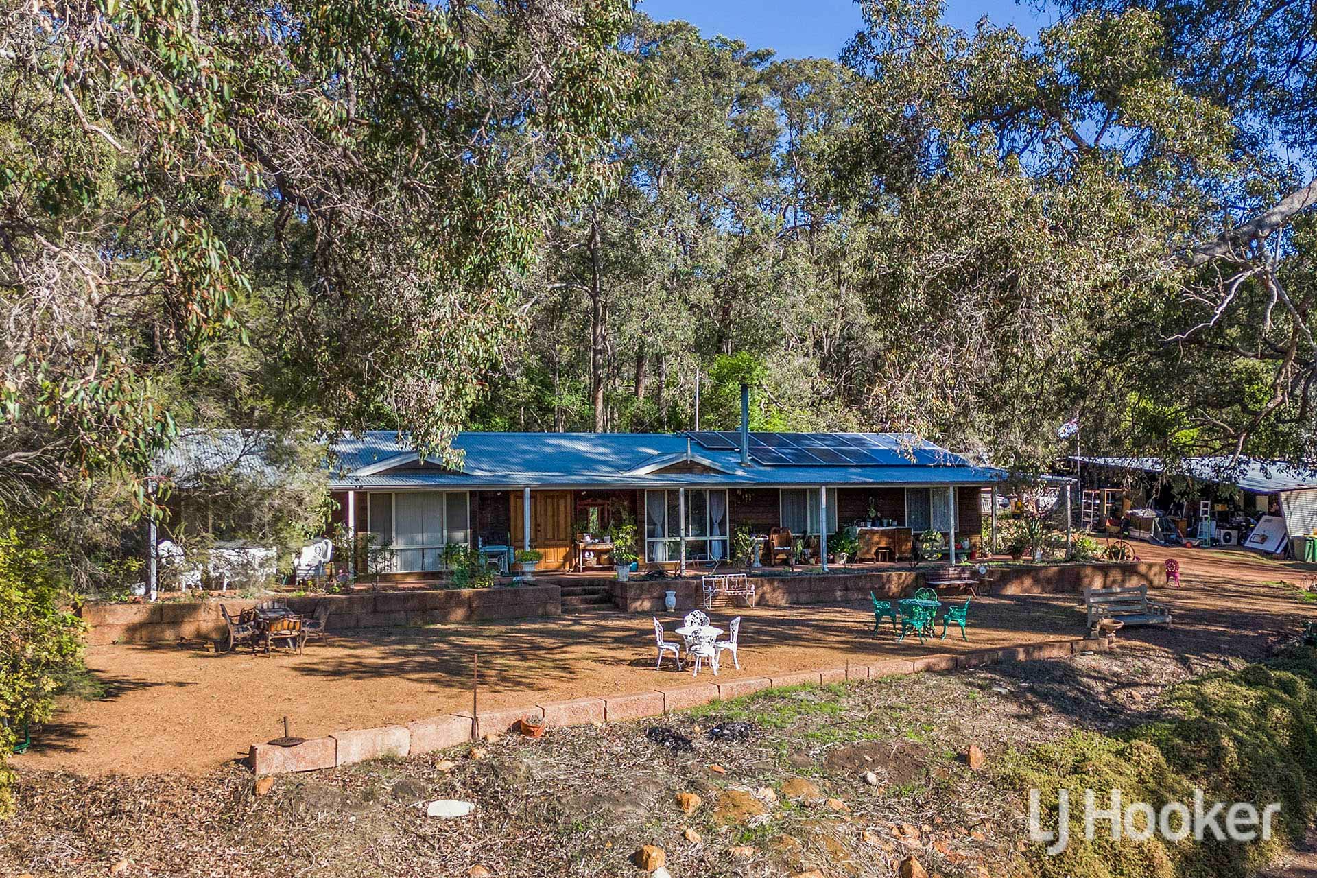 135 Palmateer Drive, BICKLEY