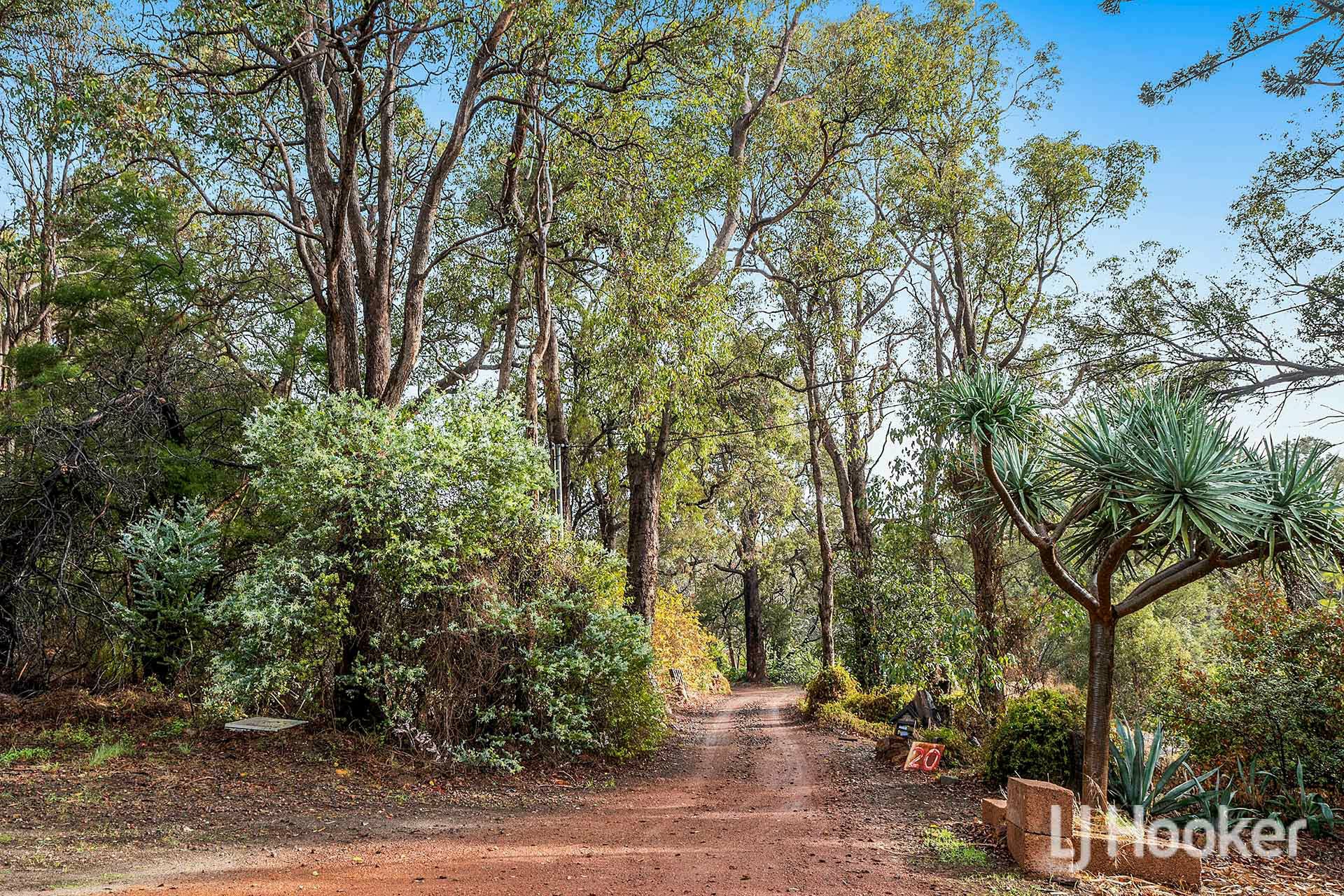 135 Palmateer Drive, BICKLEY