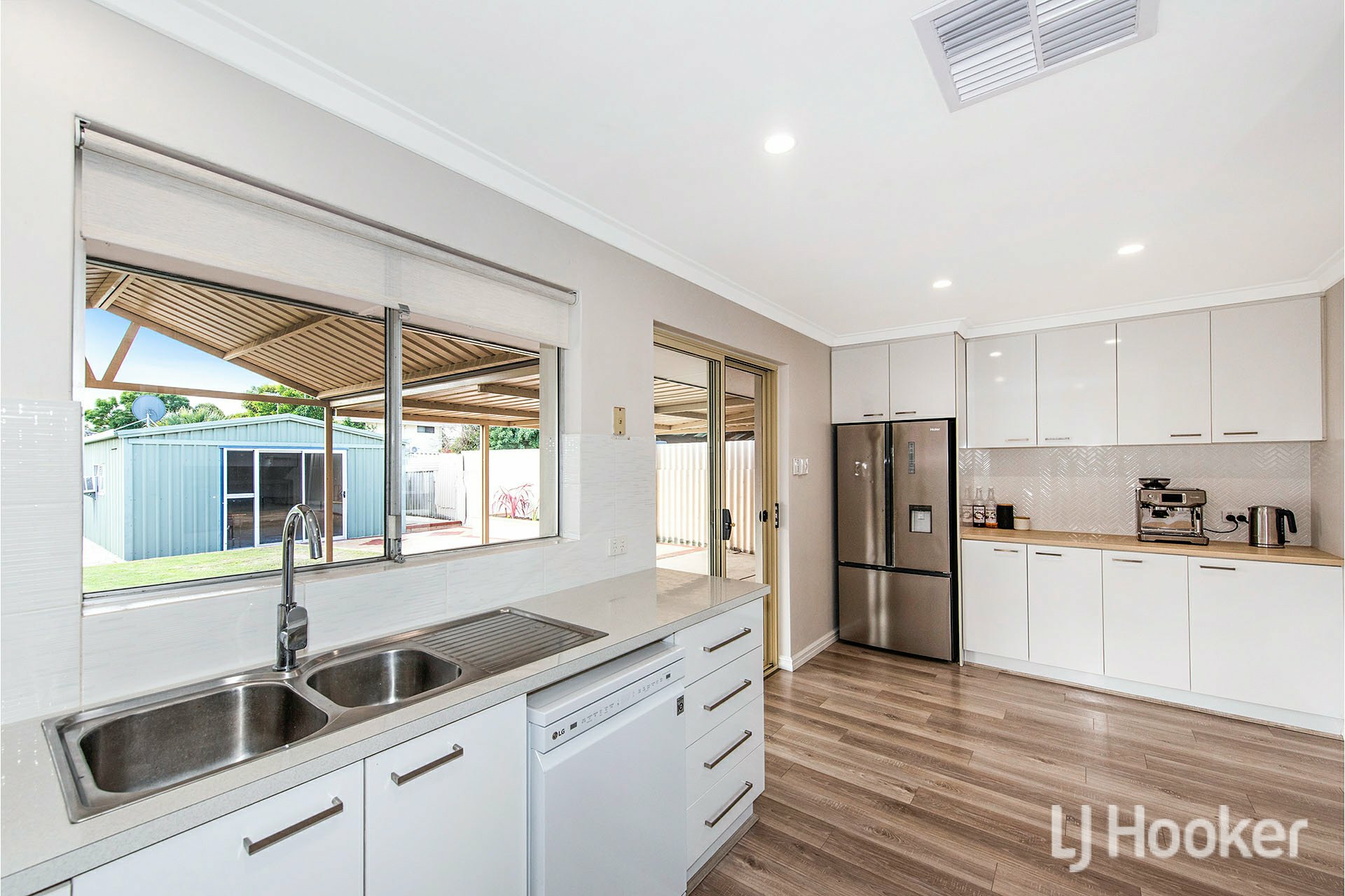 10 Alciston Way, HUNTINGDALE