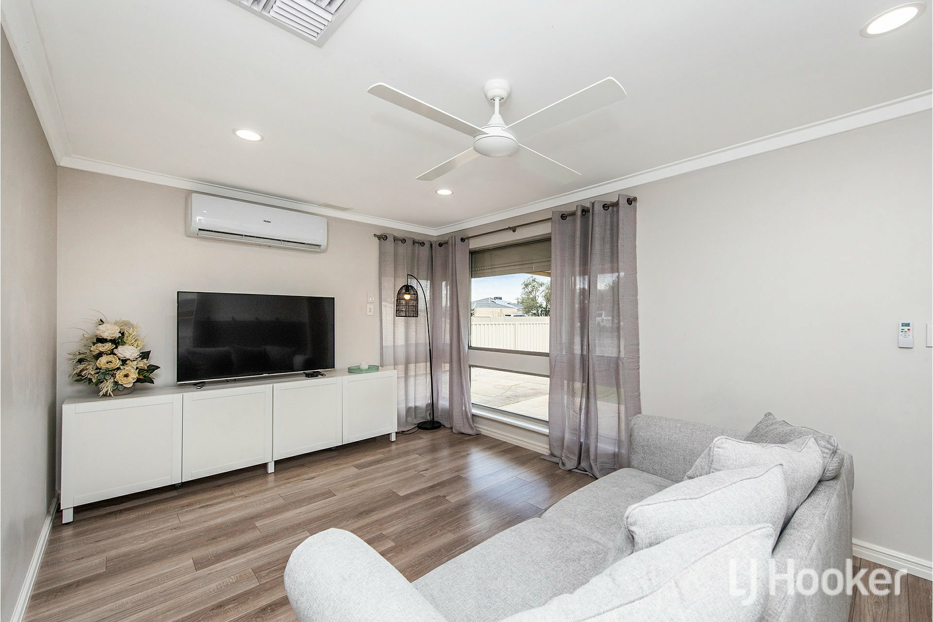 10 Alciston Way, HUNTINGDALE