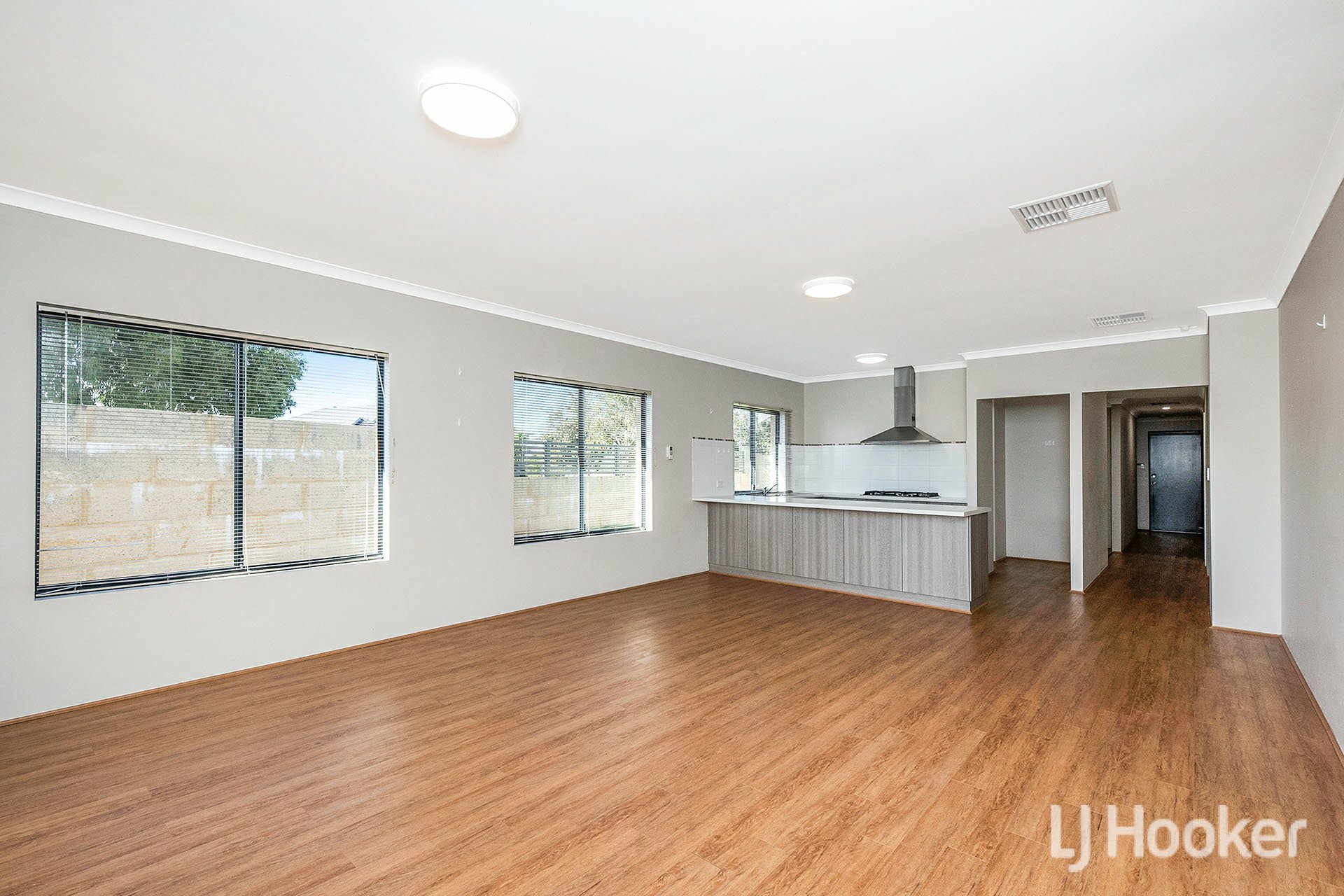 8 Nene Road, SOUTHERN RIVER