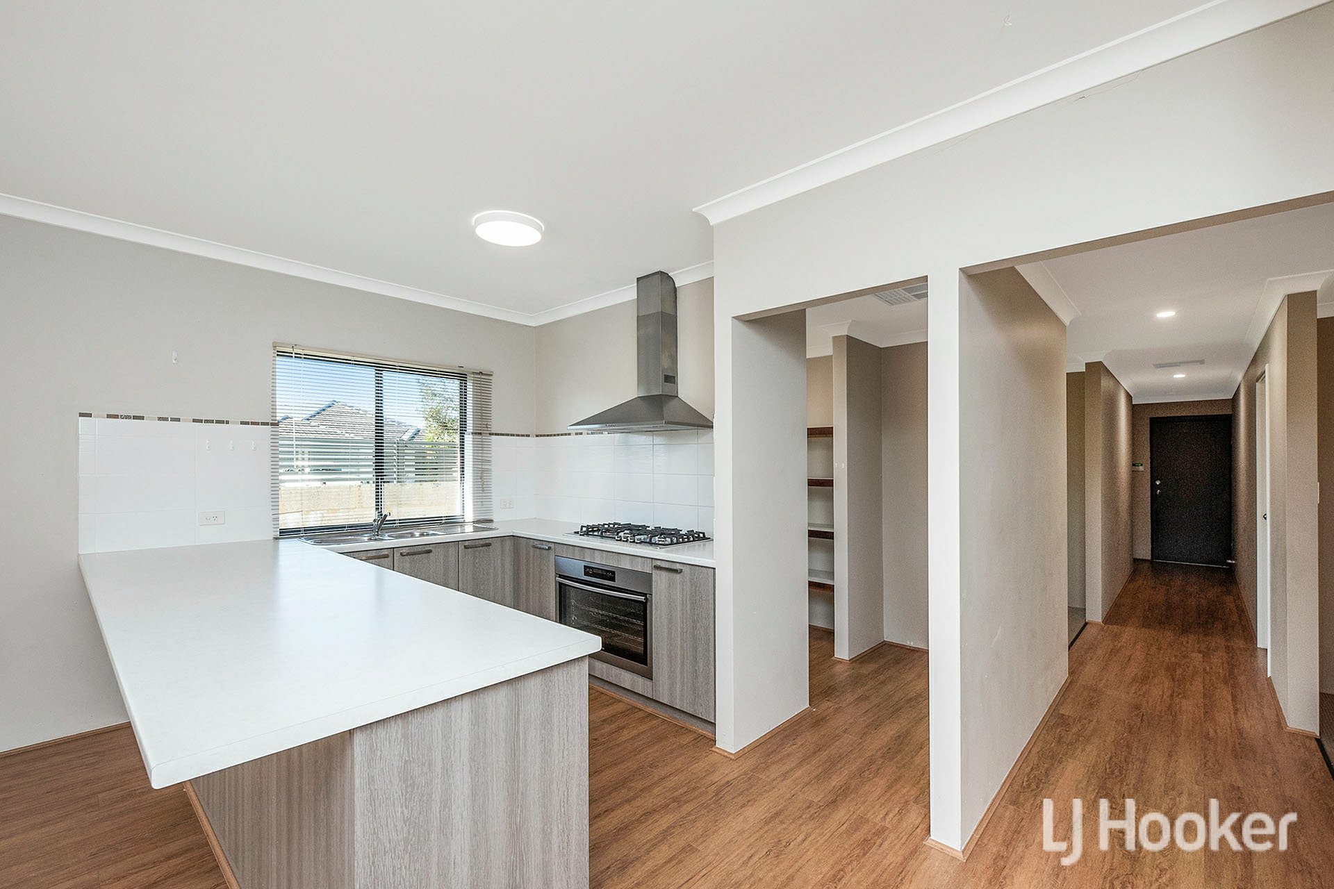 8 Nene Road, SOUTHERN RIVER
