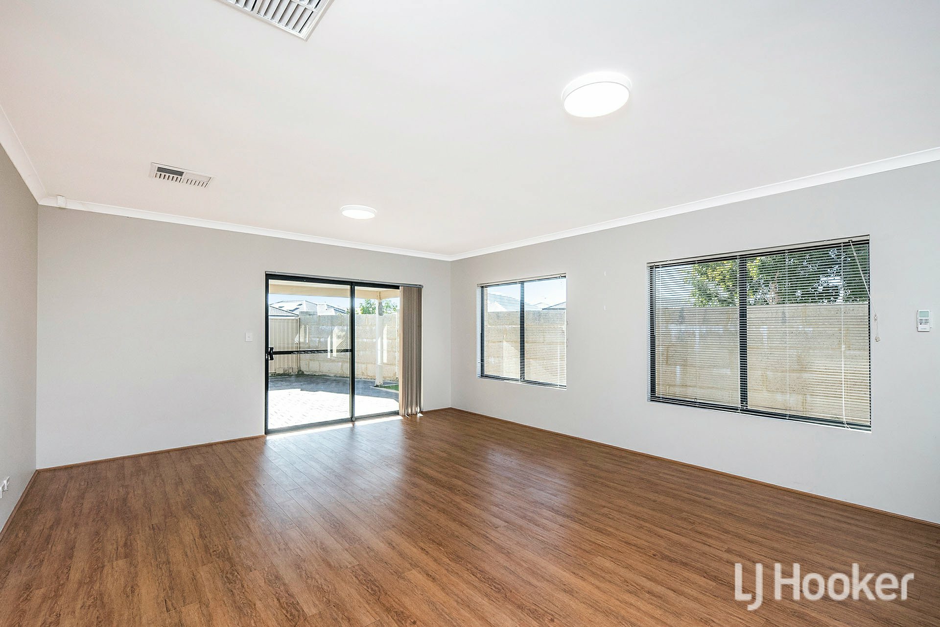 8 Nene Road, SOUTHERN RIVER