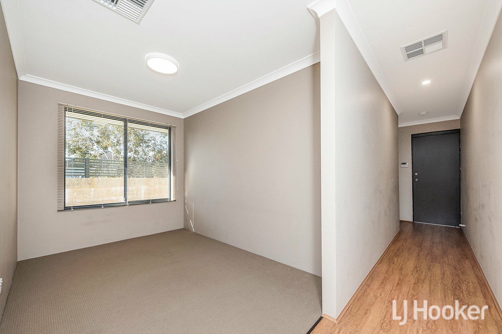 8 Nene Road, SOUTHERN RIVER