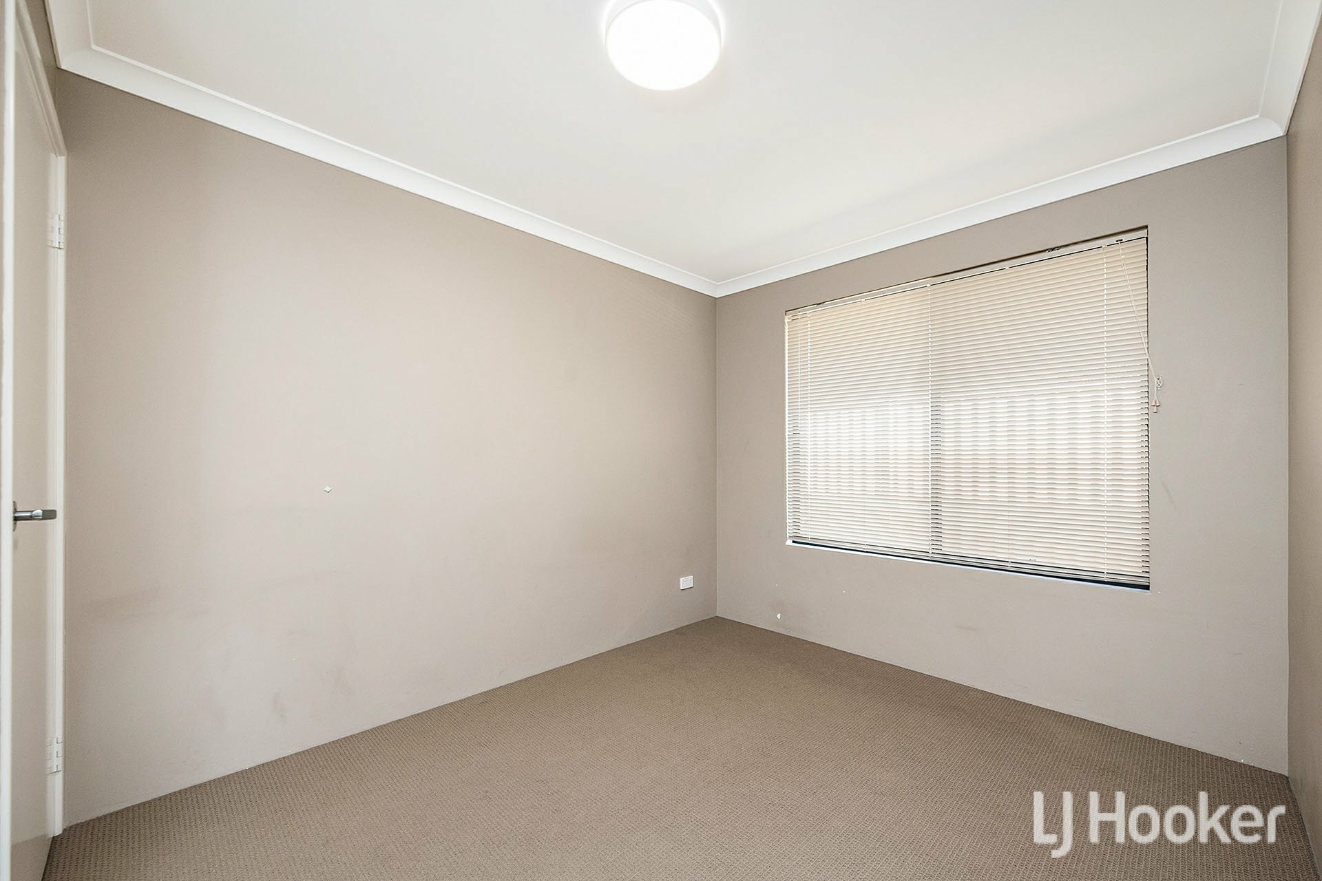 8 Nene Road, SOUTHERN RIVER