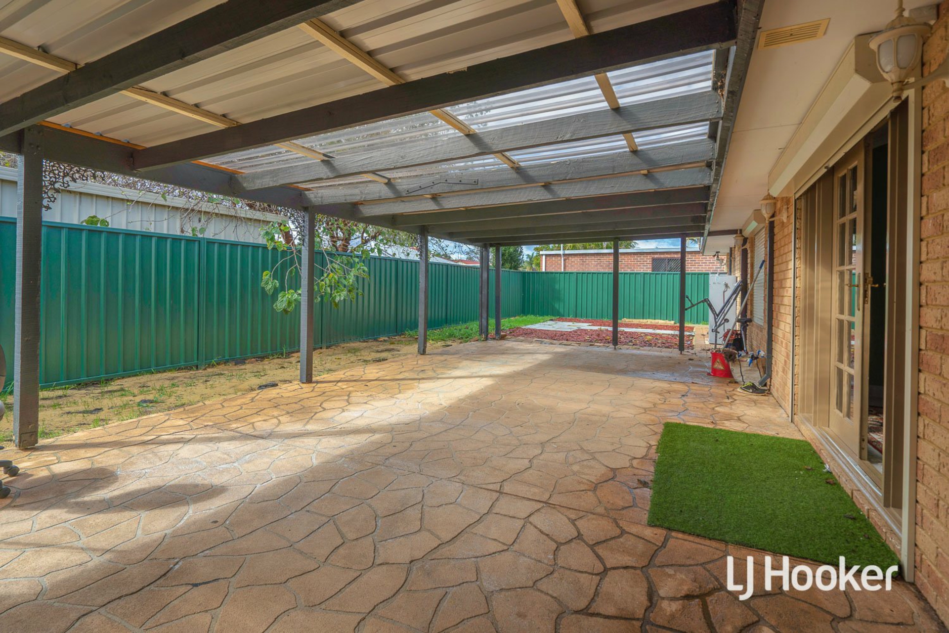 7 Reveley Close, SEVILLE GROVE