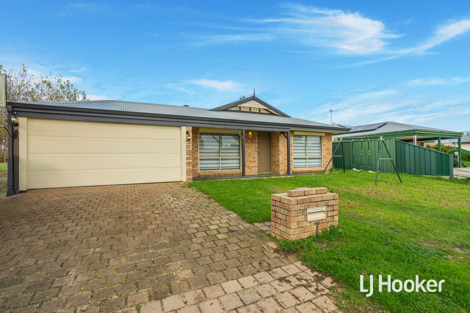 7 Reveley Close, SEVILLE GROVE