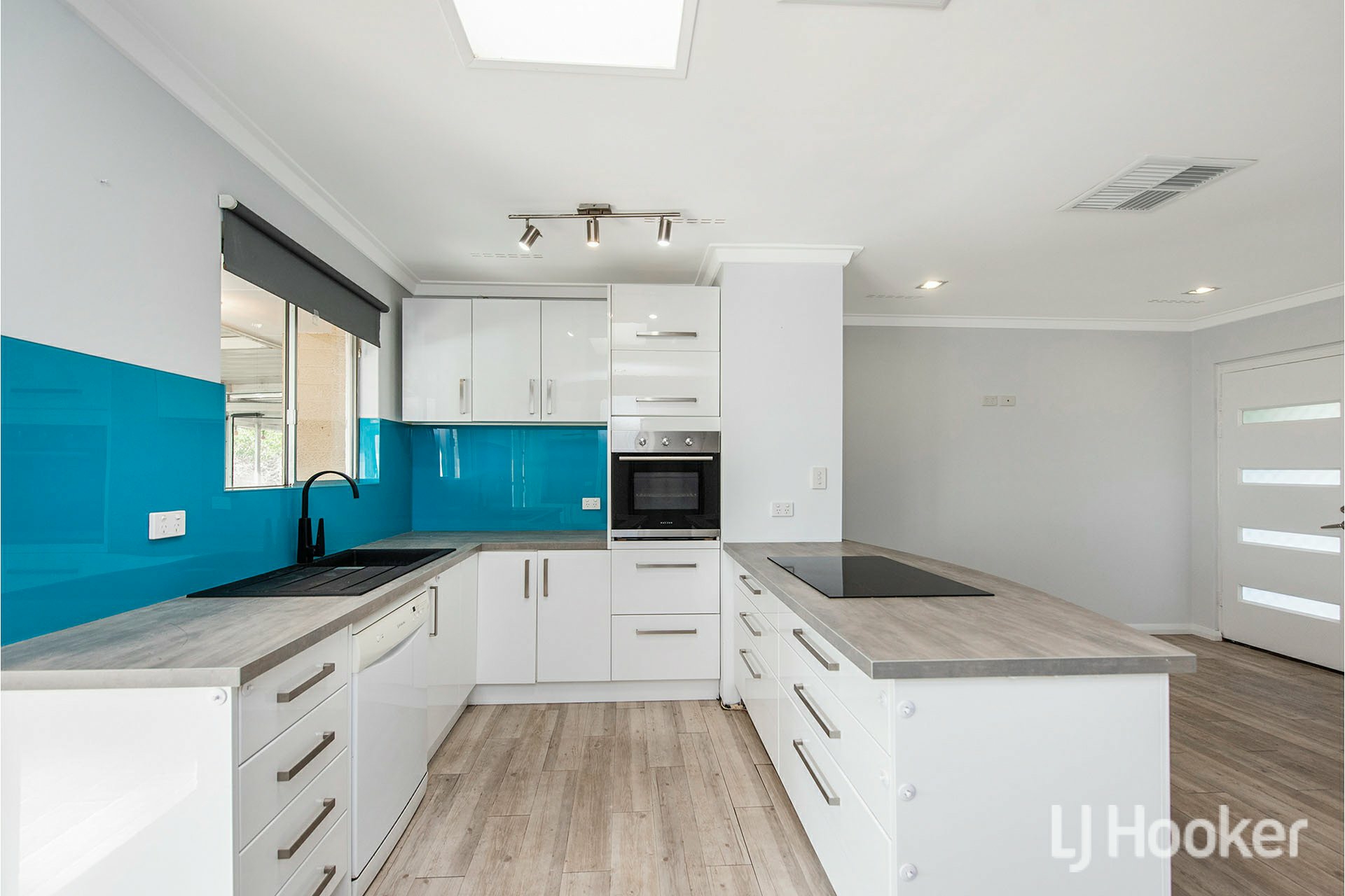 73 Glyndebourne Avenue, THORNLIE