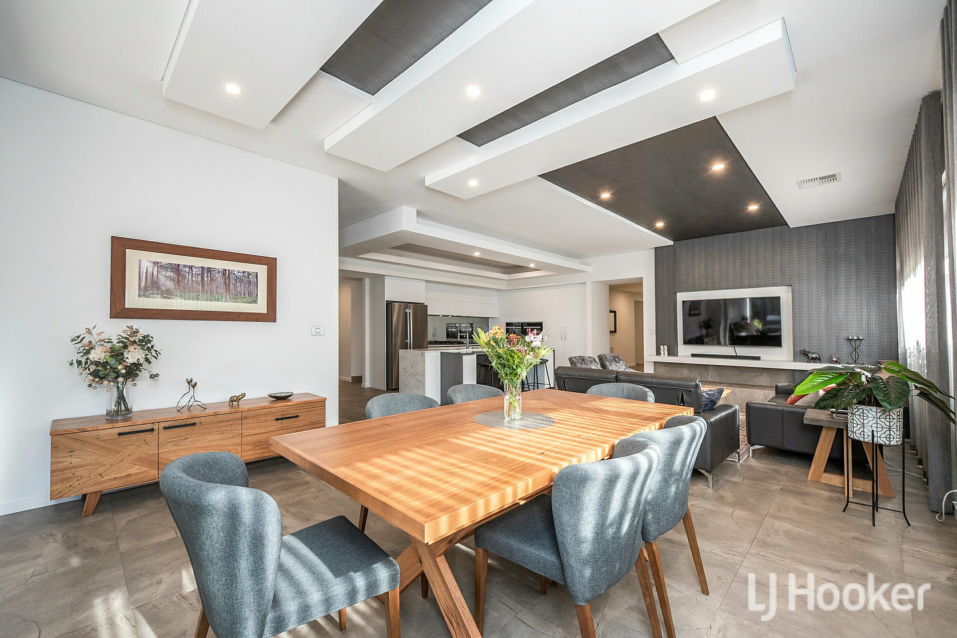 33 Northgate Promenade, BUSHMEAD