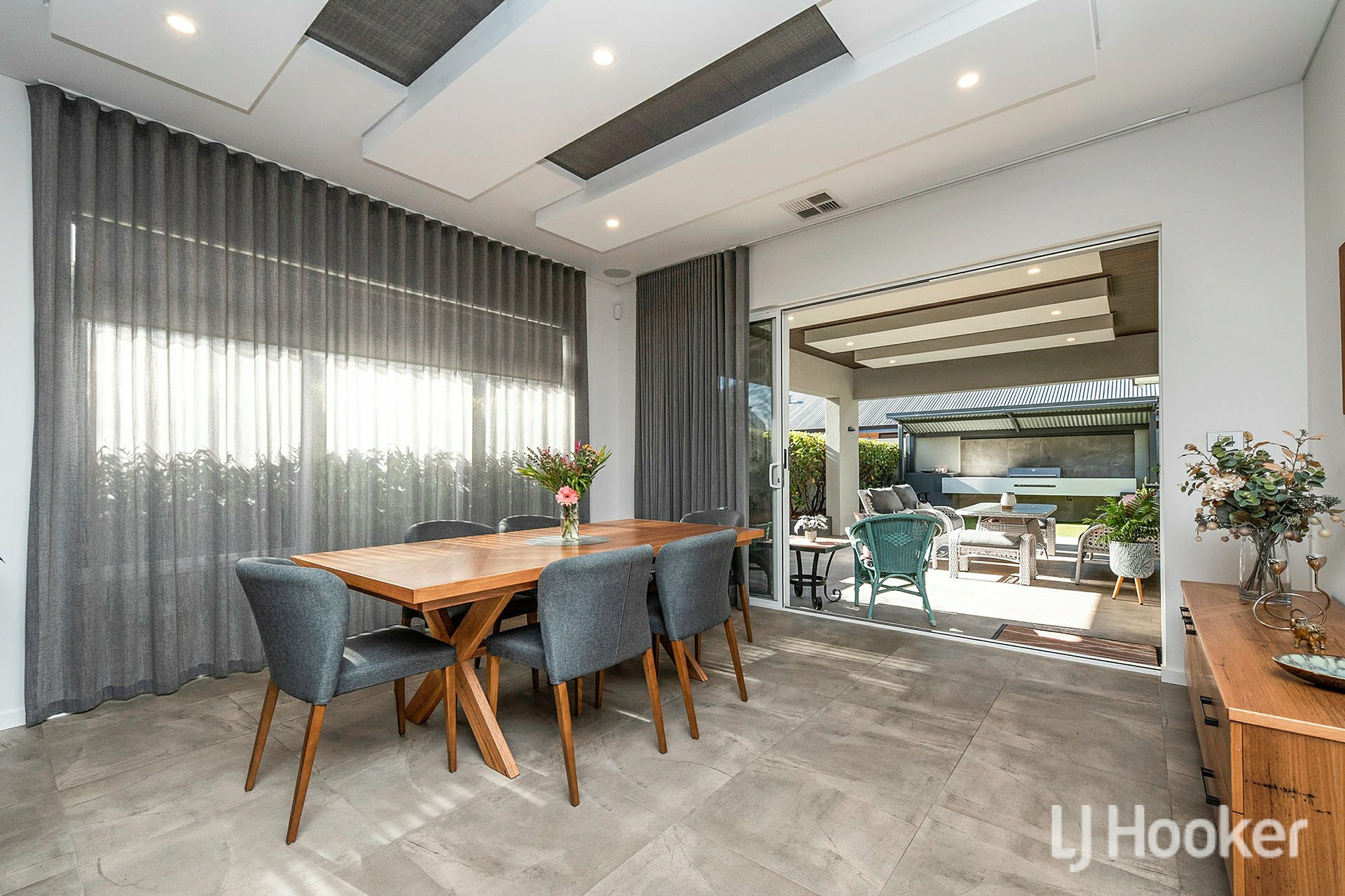 33 Northgate Promenade, BUSHMEAD