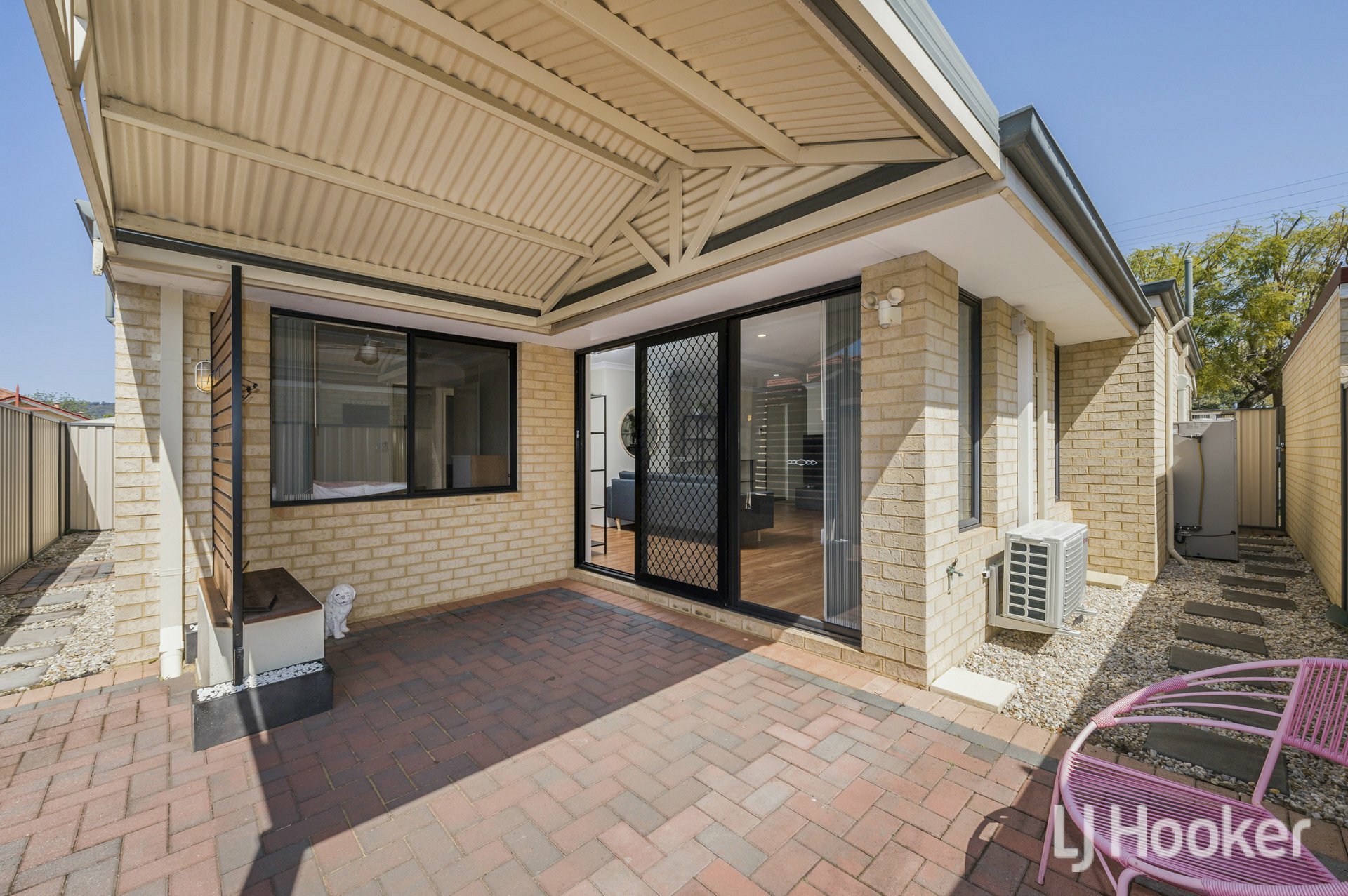 3/65 Little John Road, ARMADALE