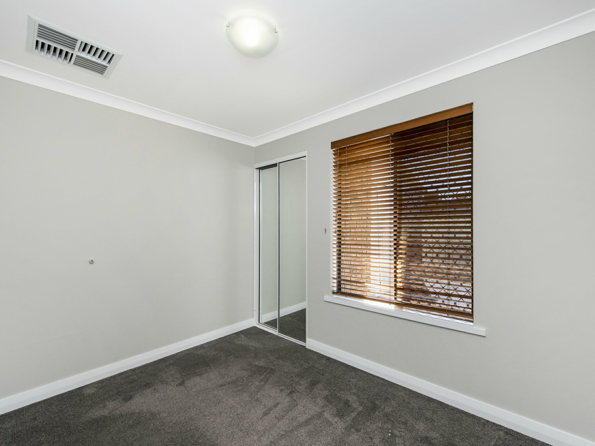 11 Bottlebrush Drive, THORNLIE