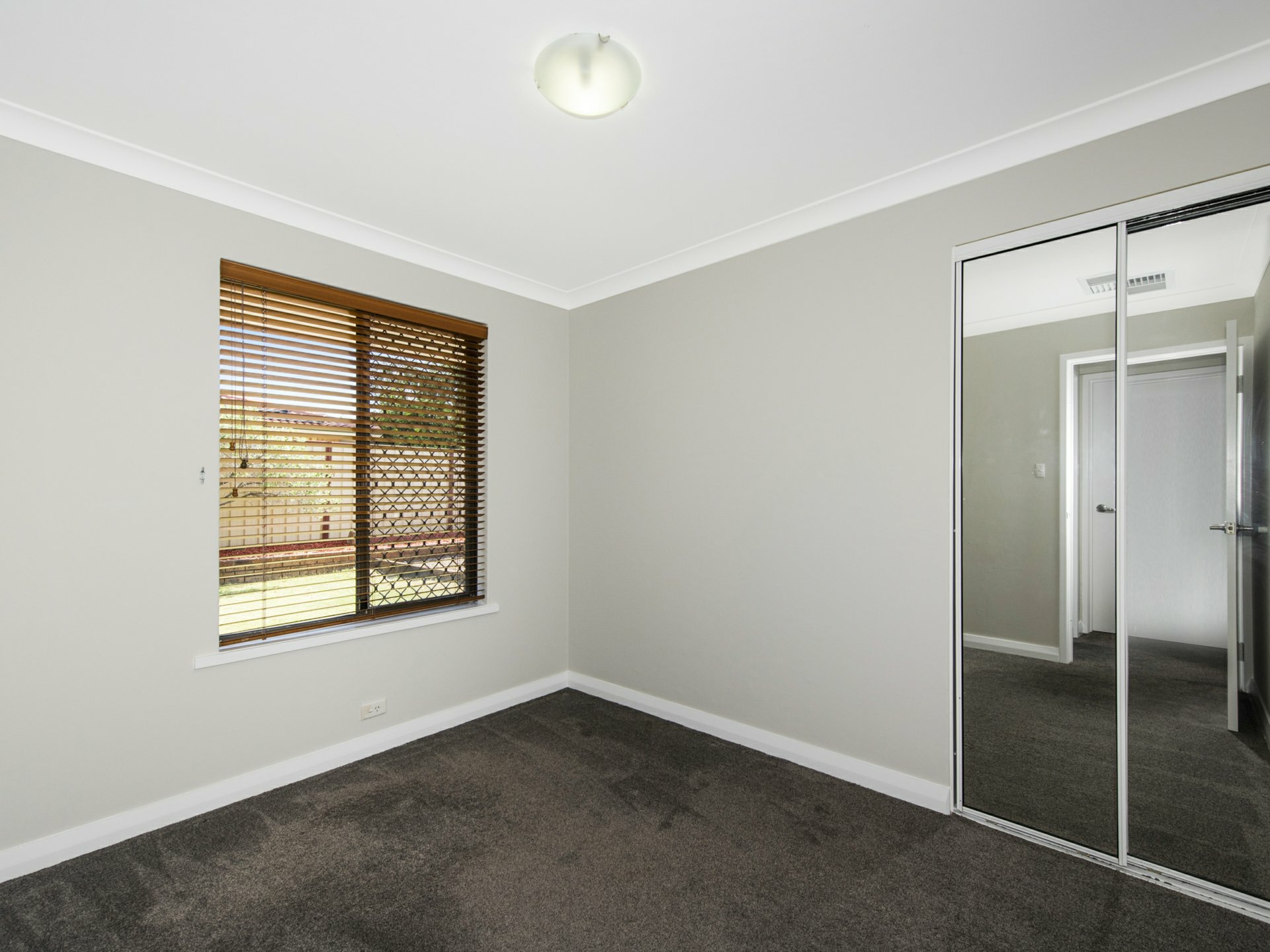 11 Bottlebrush Drive, THORNLIE