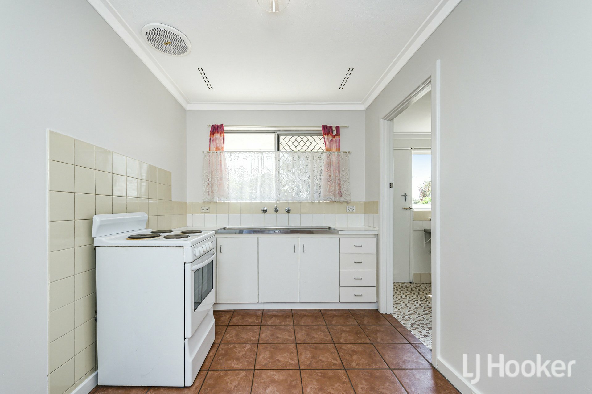 65A Lester Drive, THORNLIE
