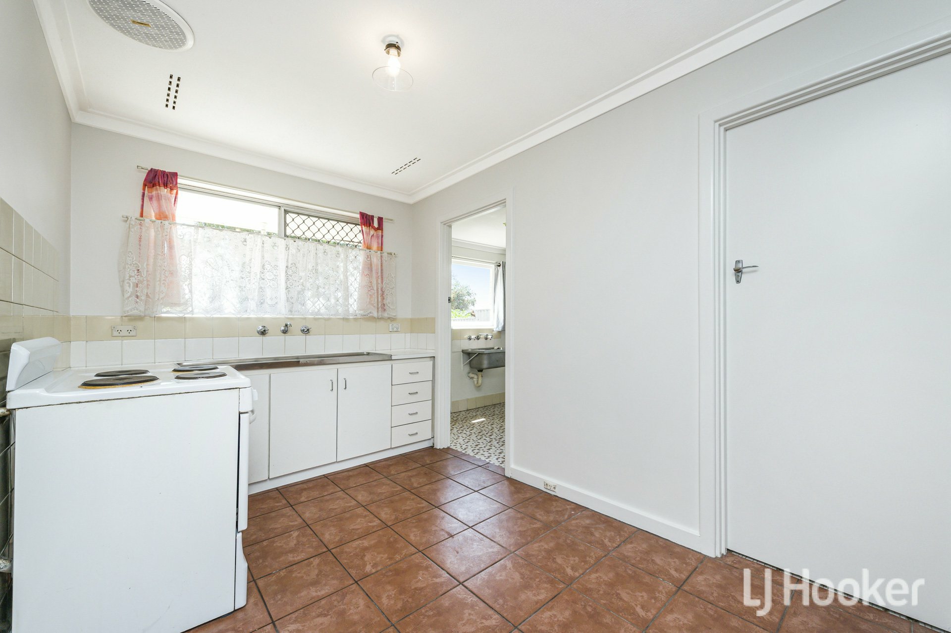 65A Lester Drive, THORNLIE