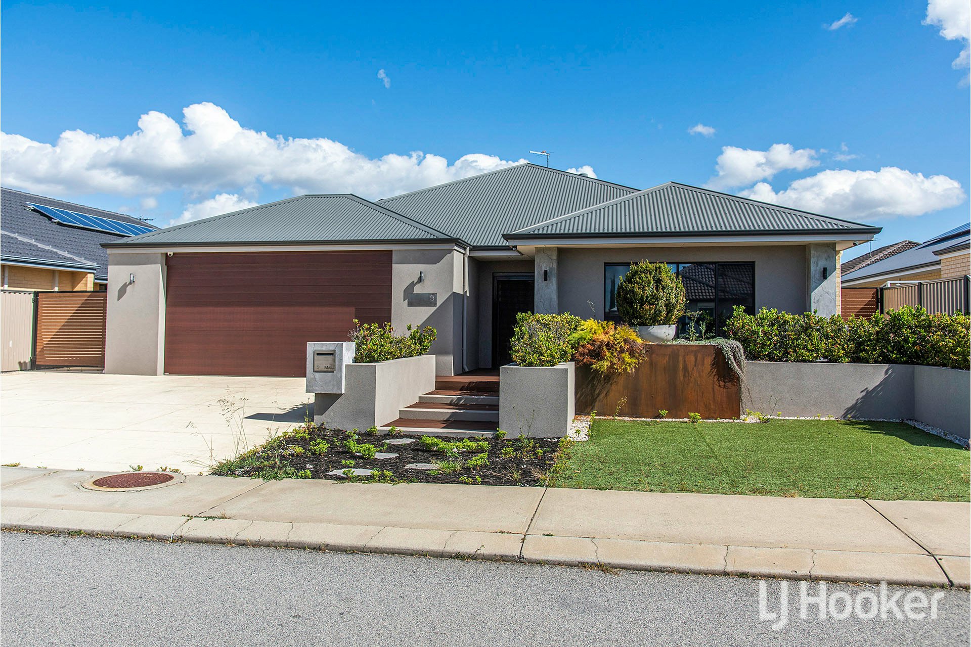 9 Calamocha Way, PIARA WATERS