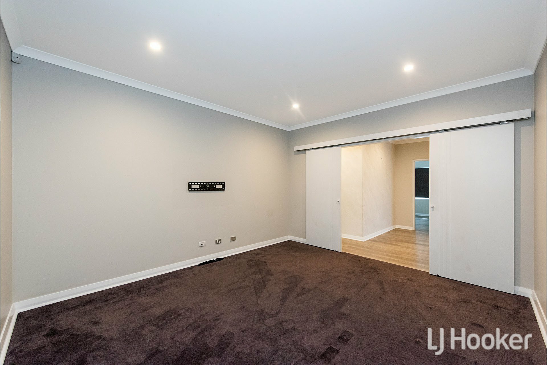 9 Calamocha Way, PIARA WATERS
